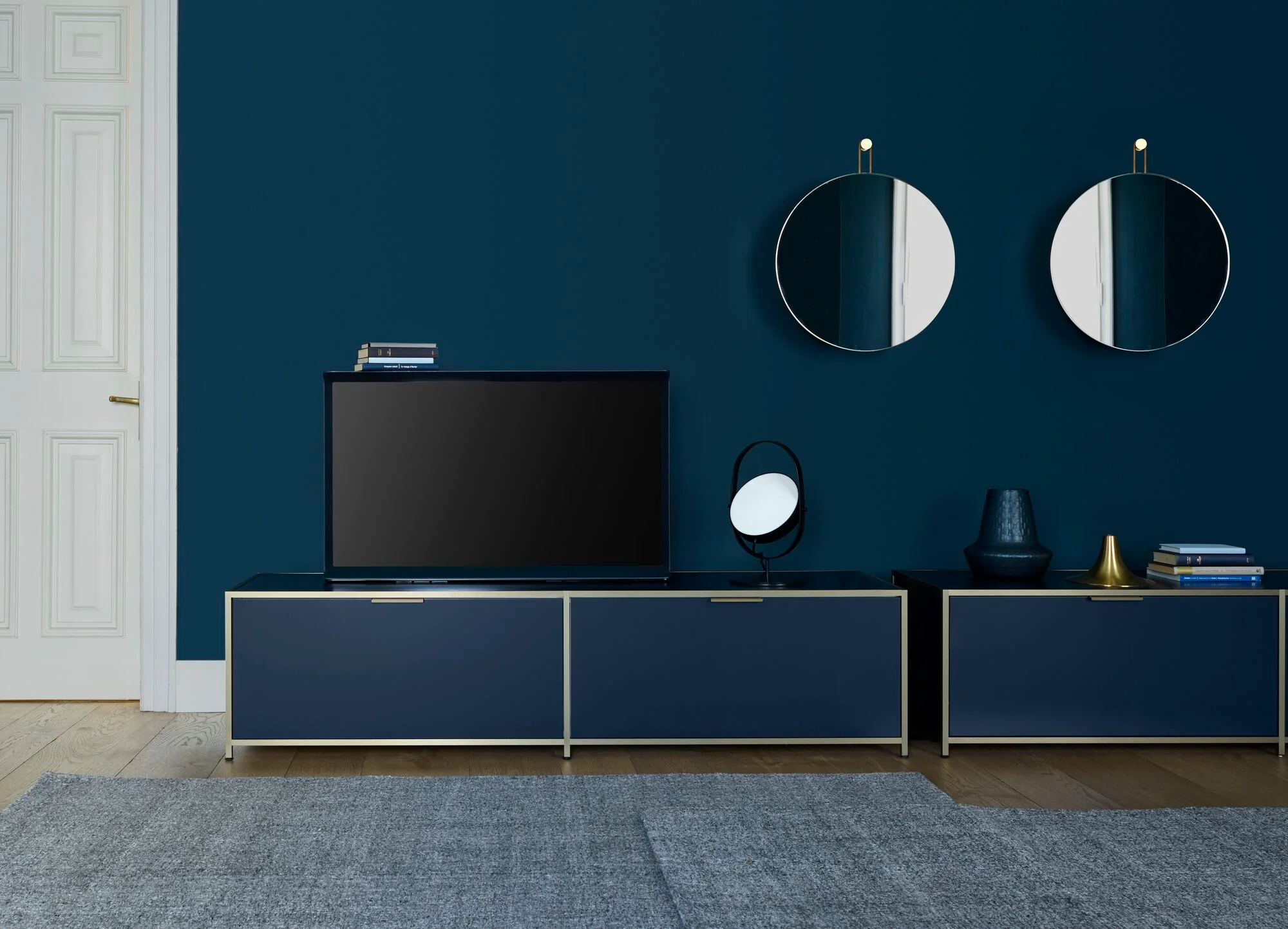 Dita Sideboard