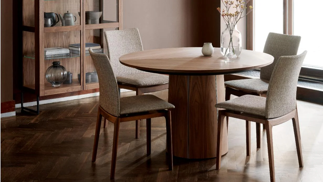 SM 63 Dining Chair