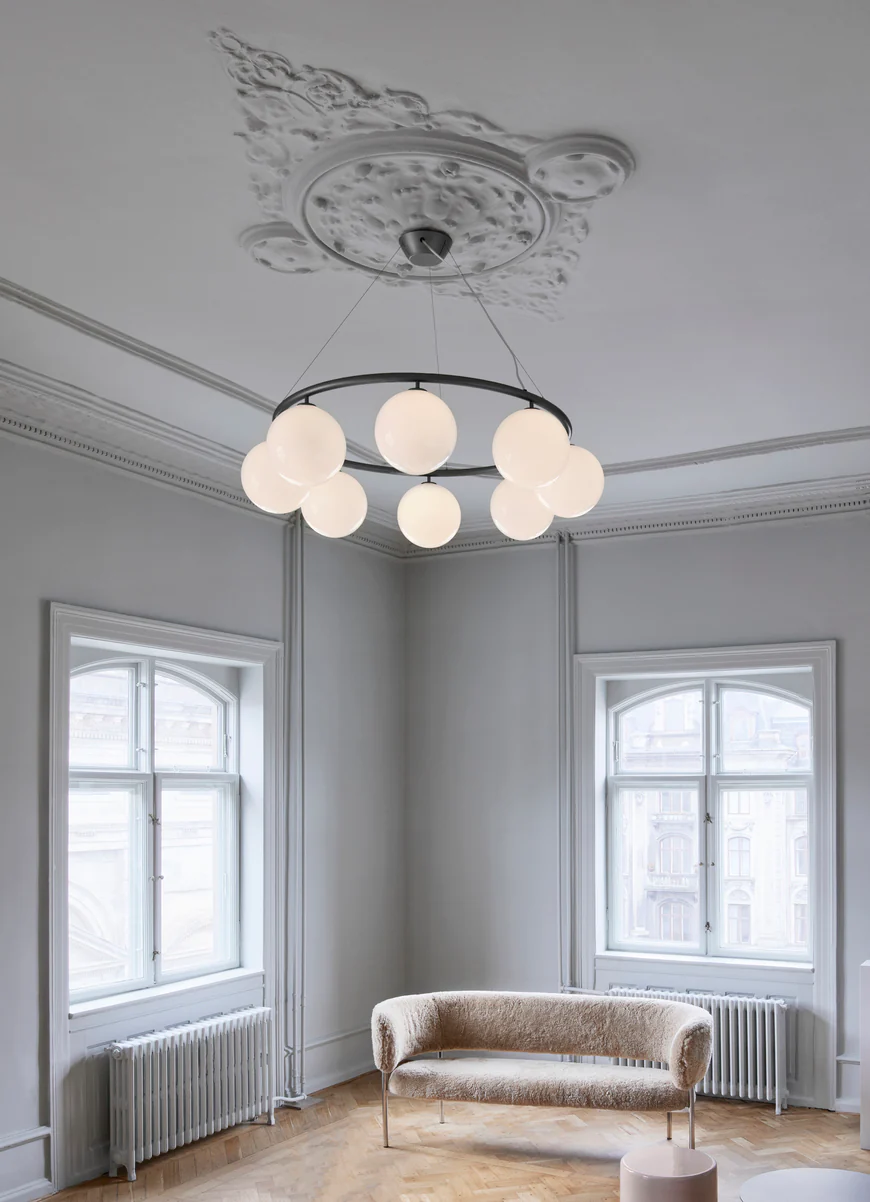 Miira 8 Circular Suspension Lamp