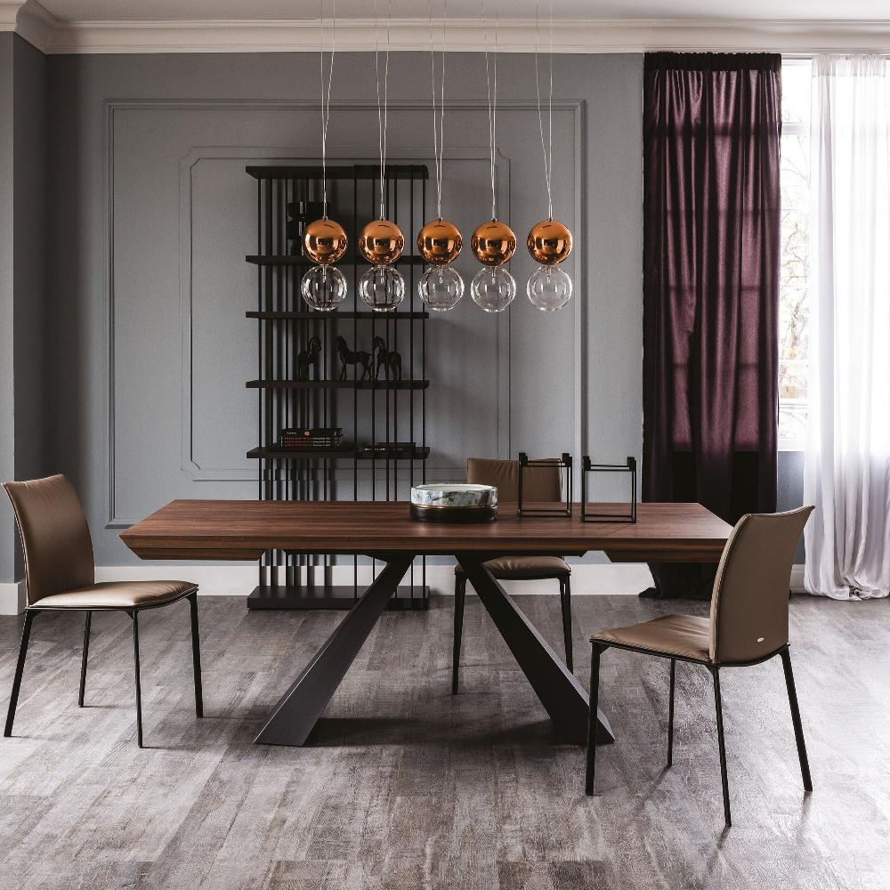 ELIOT Wood Drive Table