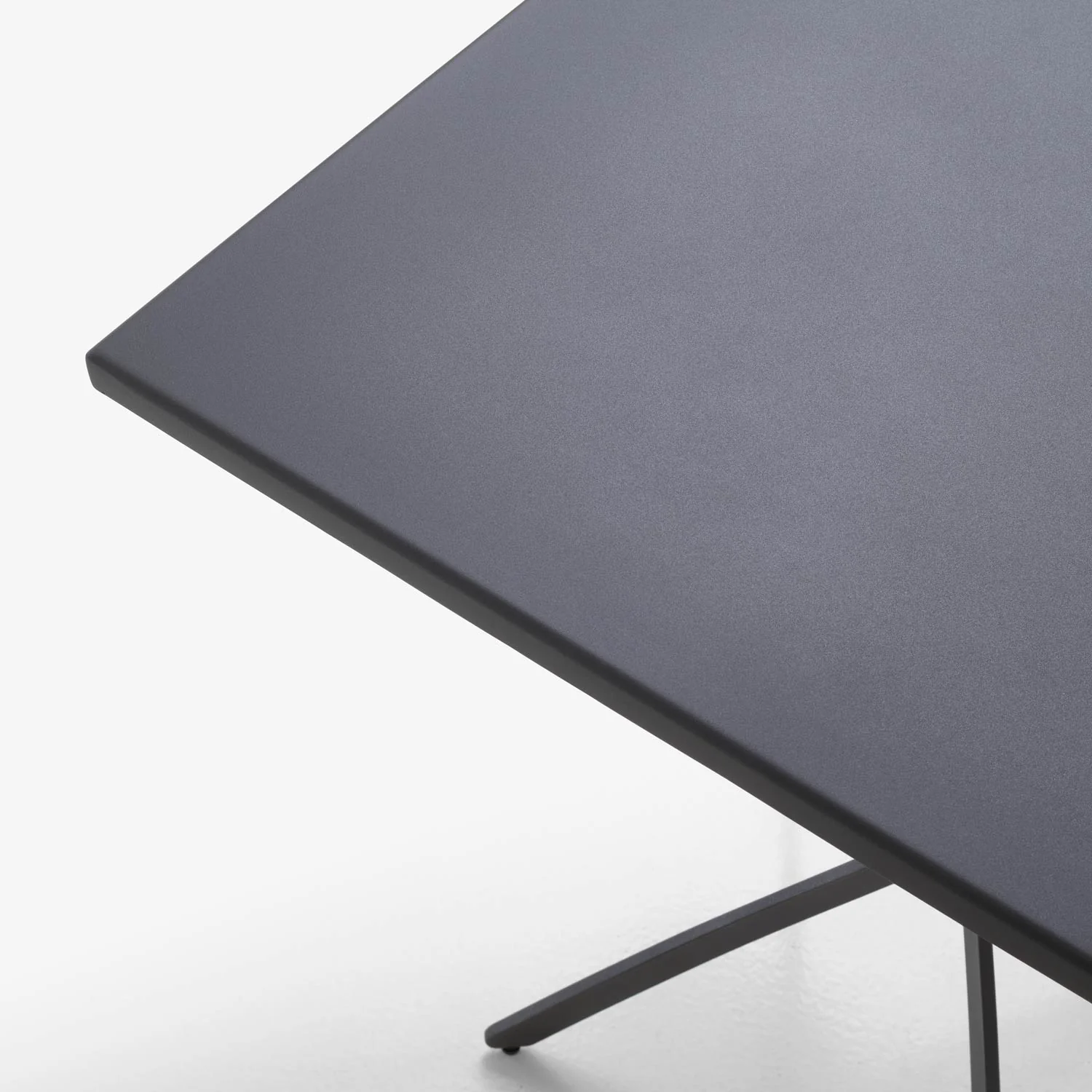 Noomi Dining Table With Pivoting Top Charbon Lacquered