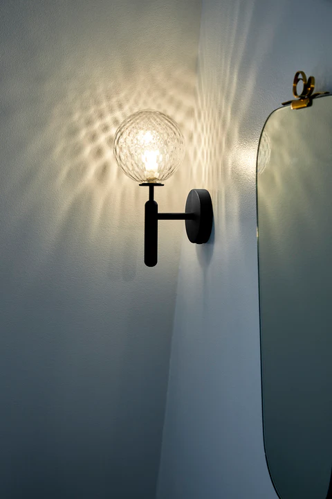 Miira Wall Lamp