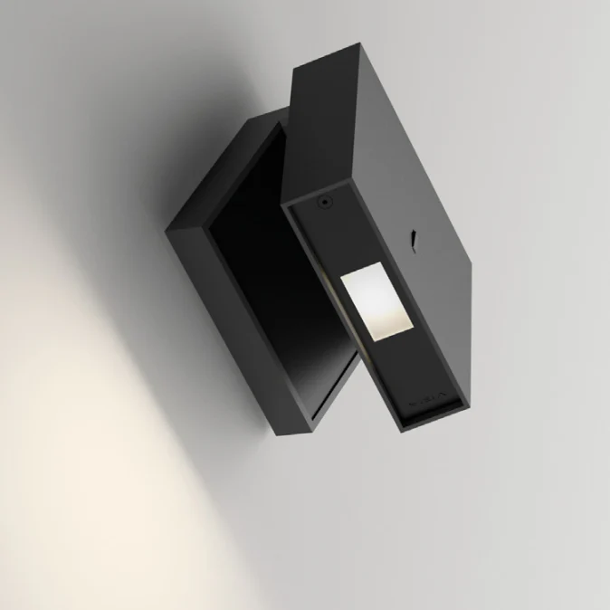 Alpha Wall Lamp