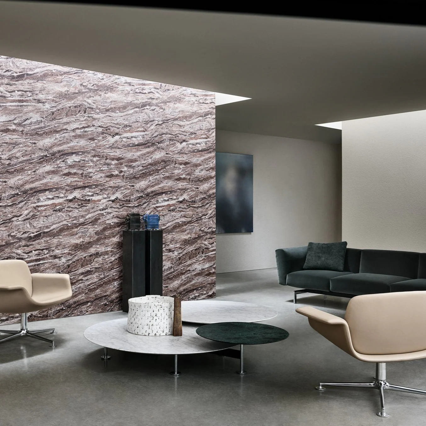 Piero Lissoni Grasshopper Low Round Table