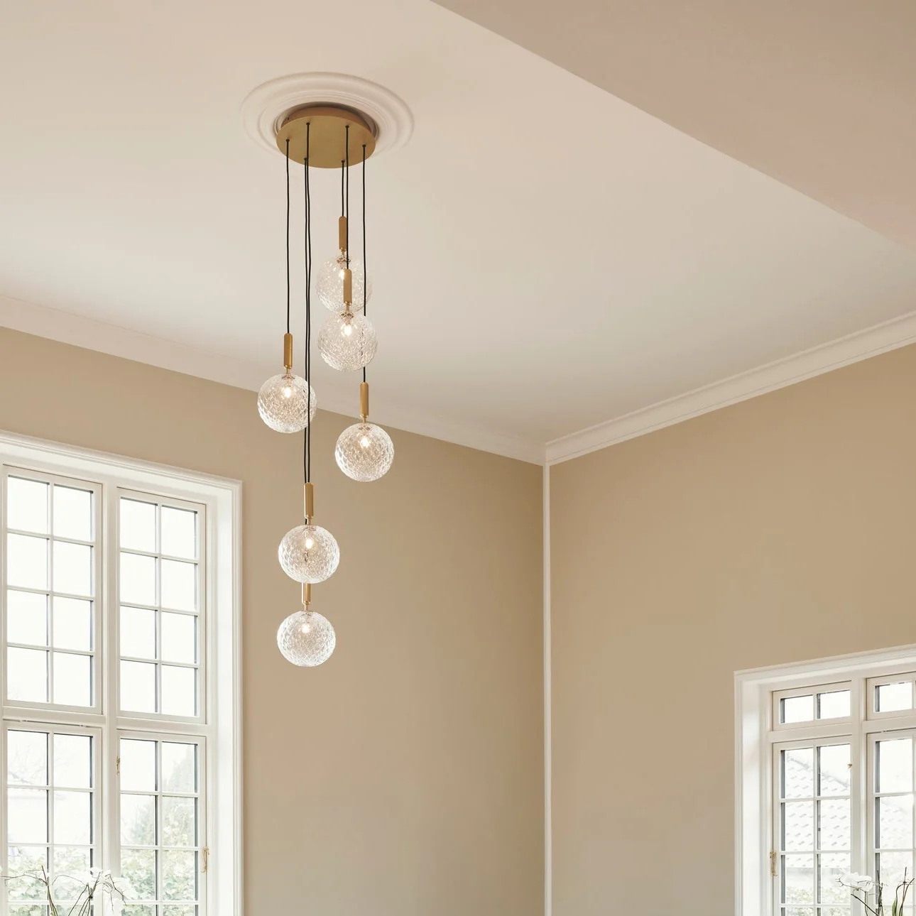 Miira 6 Suspension Lamp