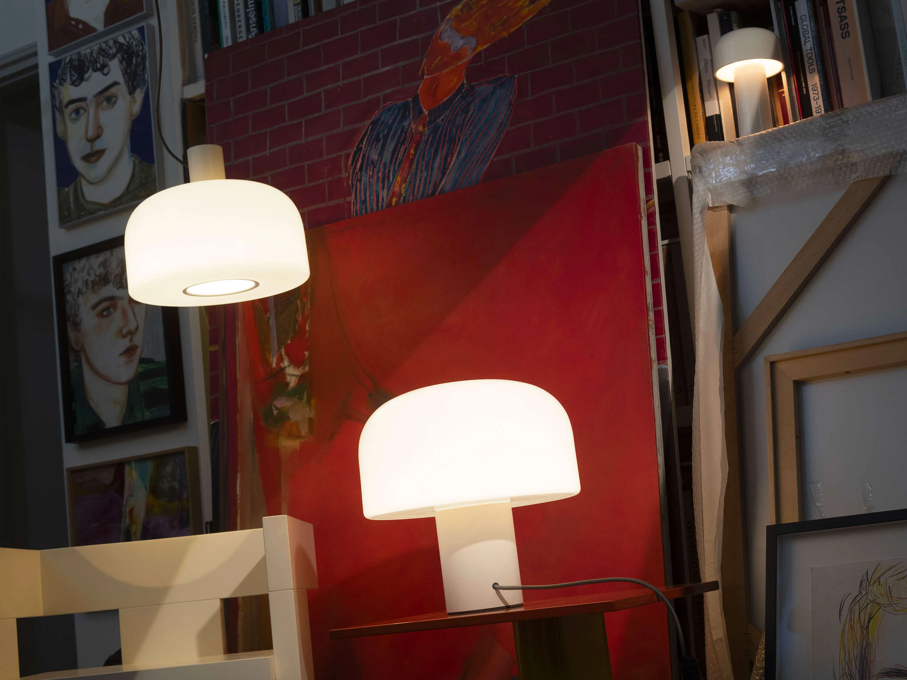 Bellhop Glass S2 Suspension Lamp