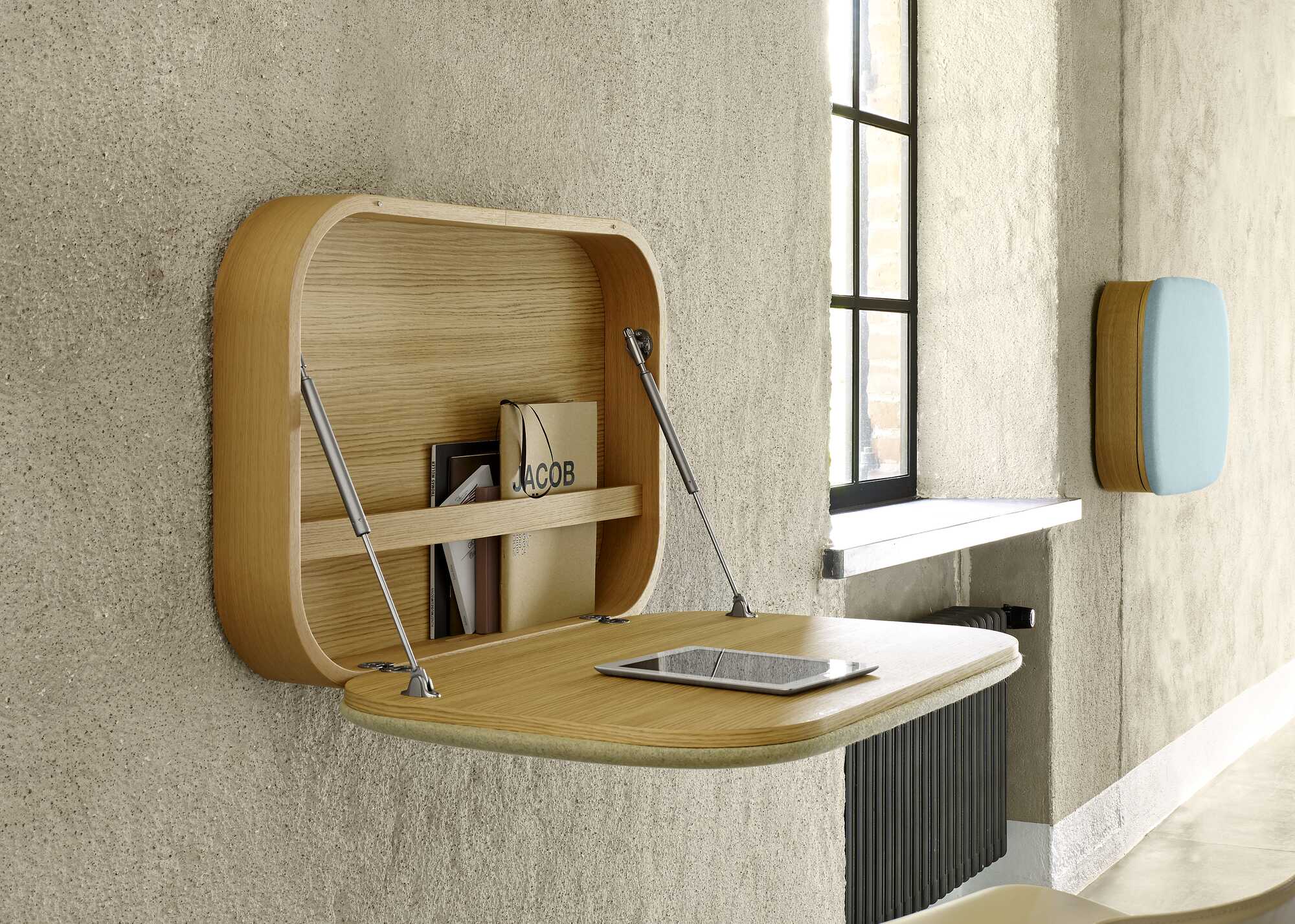 Nubo Wall-Mounted Desk