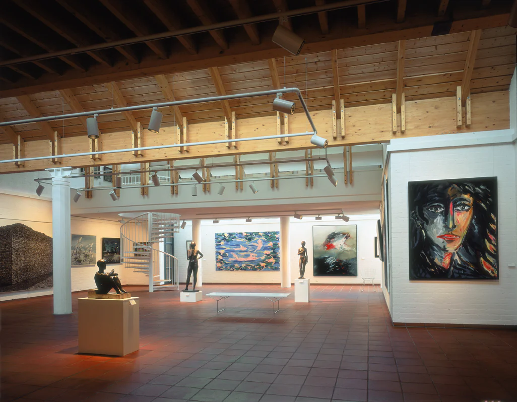 Bertoia Bench with Painted Slats