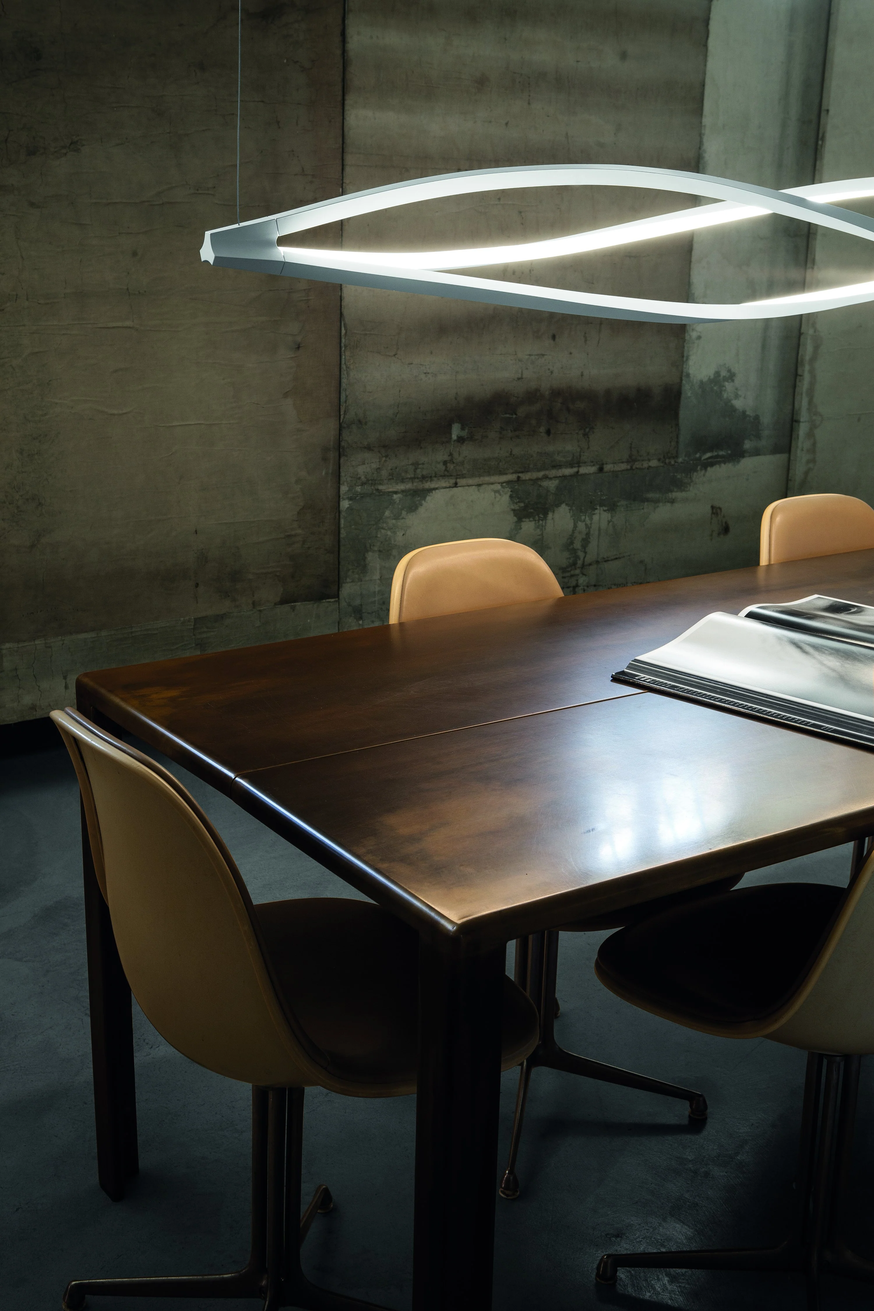 In The Wind Pendant Horizontal