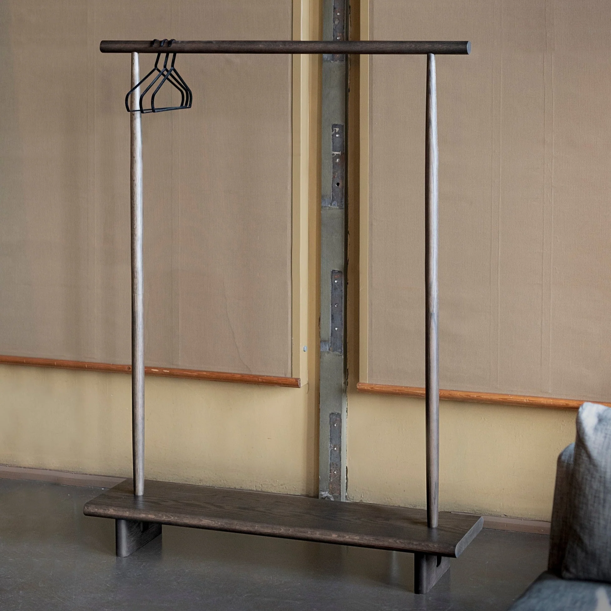 Kata Coat Stand