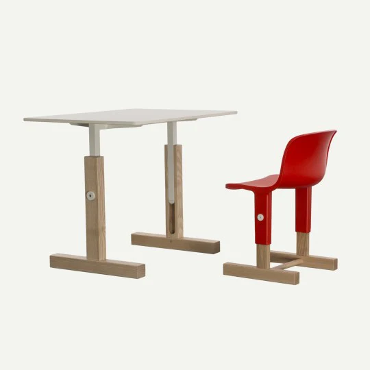 Little Big Adjustable Height Chair