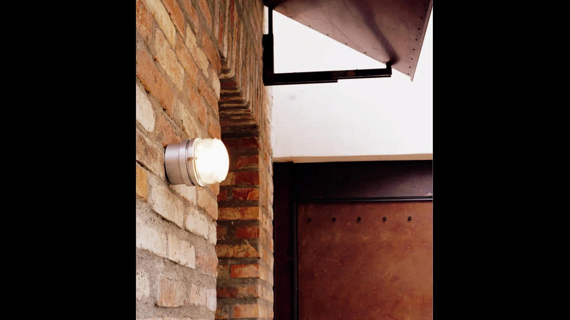 Fresnel Wall and Ceilling Lamp