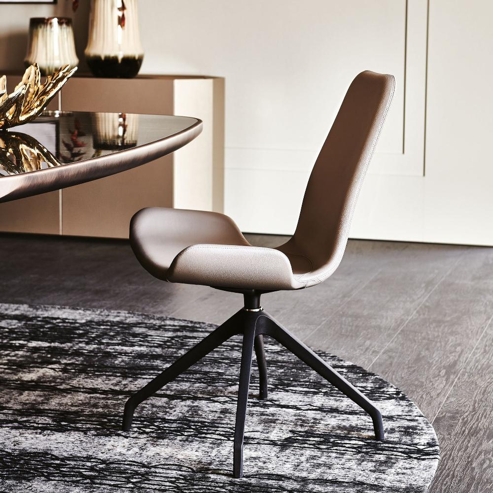 FLAMINGO Swiveling Chair