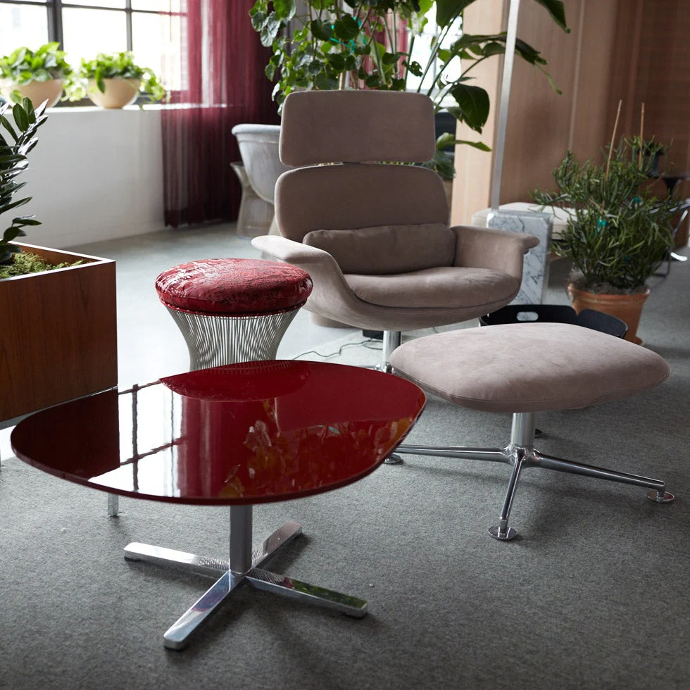 KN02 Swivel and Reclining High Back Chair