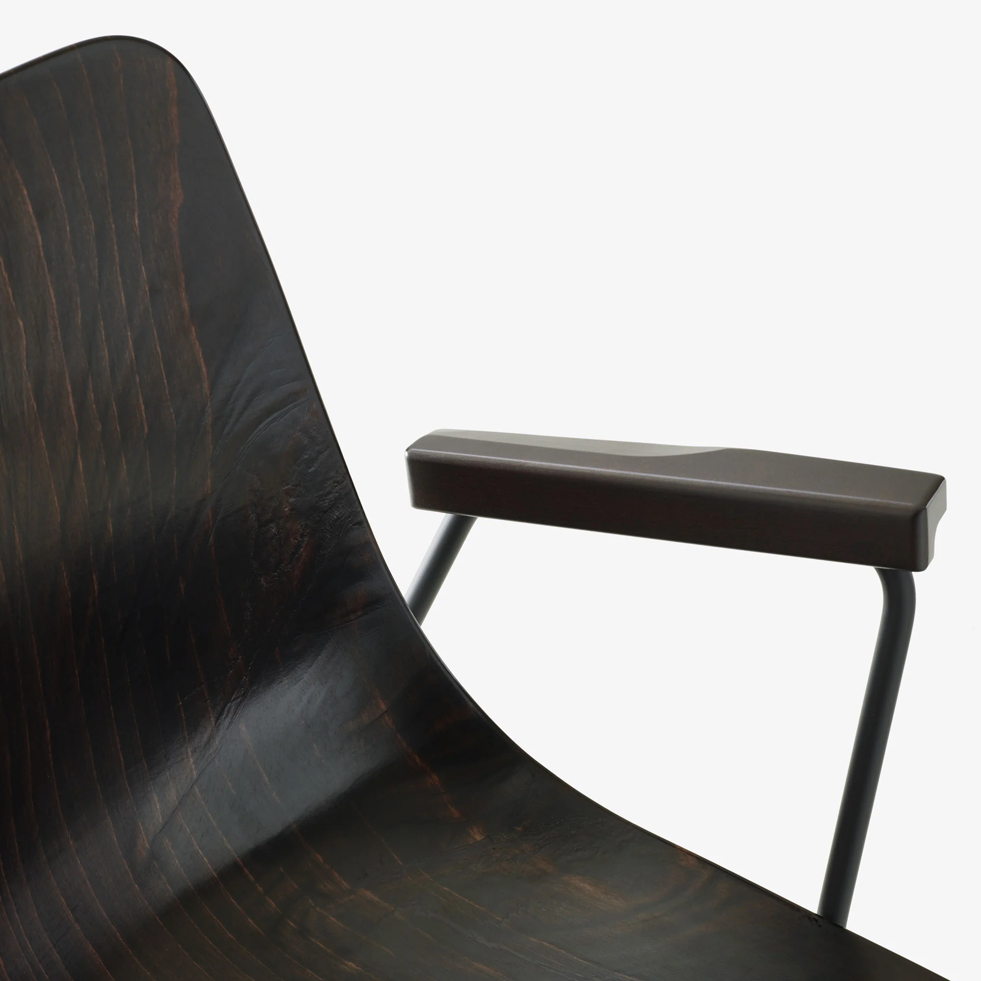 Cm 131 Carver Chair