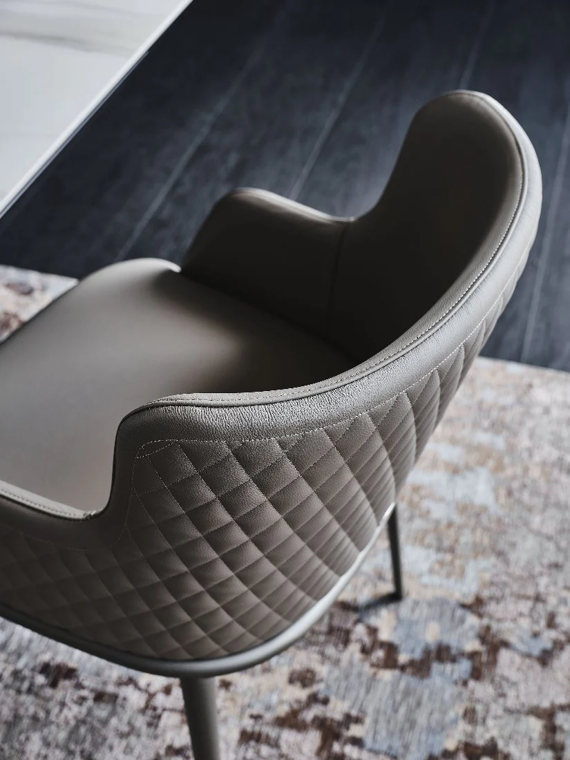 MAGDA ML Couture Armchair