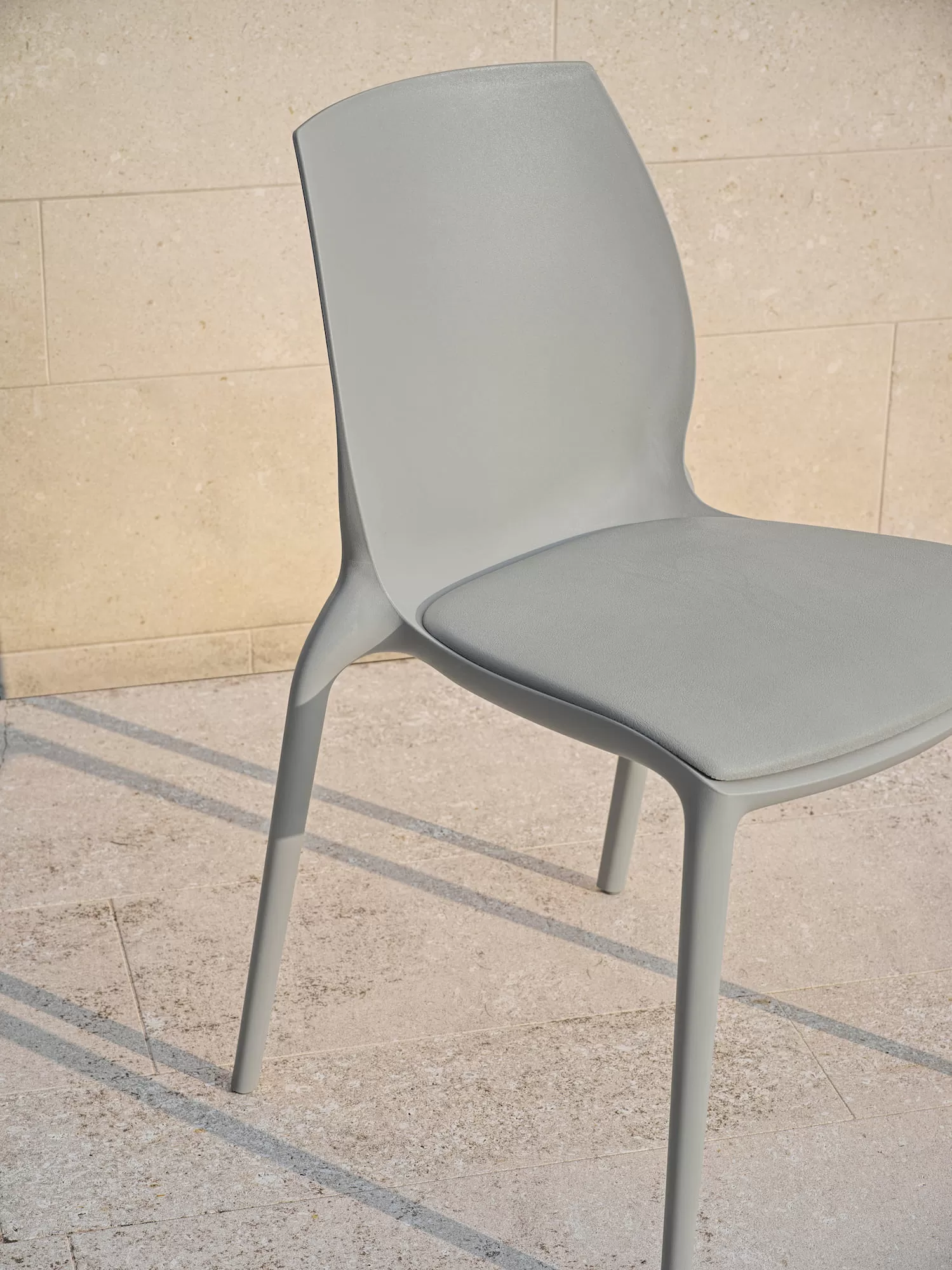 Hidra Stackable Chair with Seat Pads