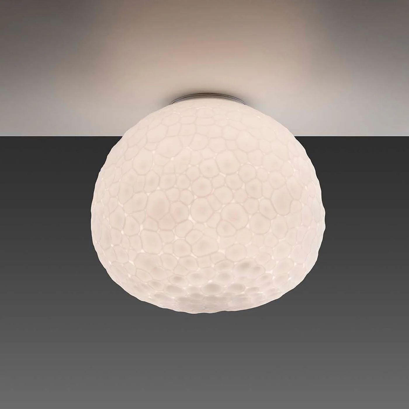 METEORITE 48 CEILING