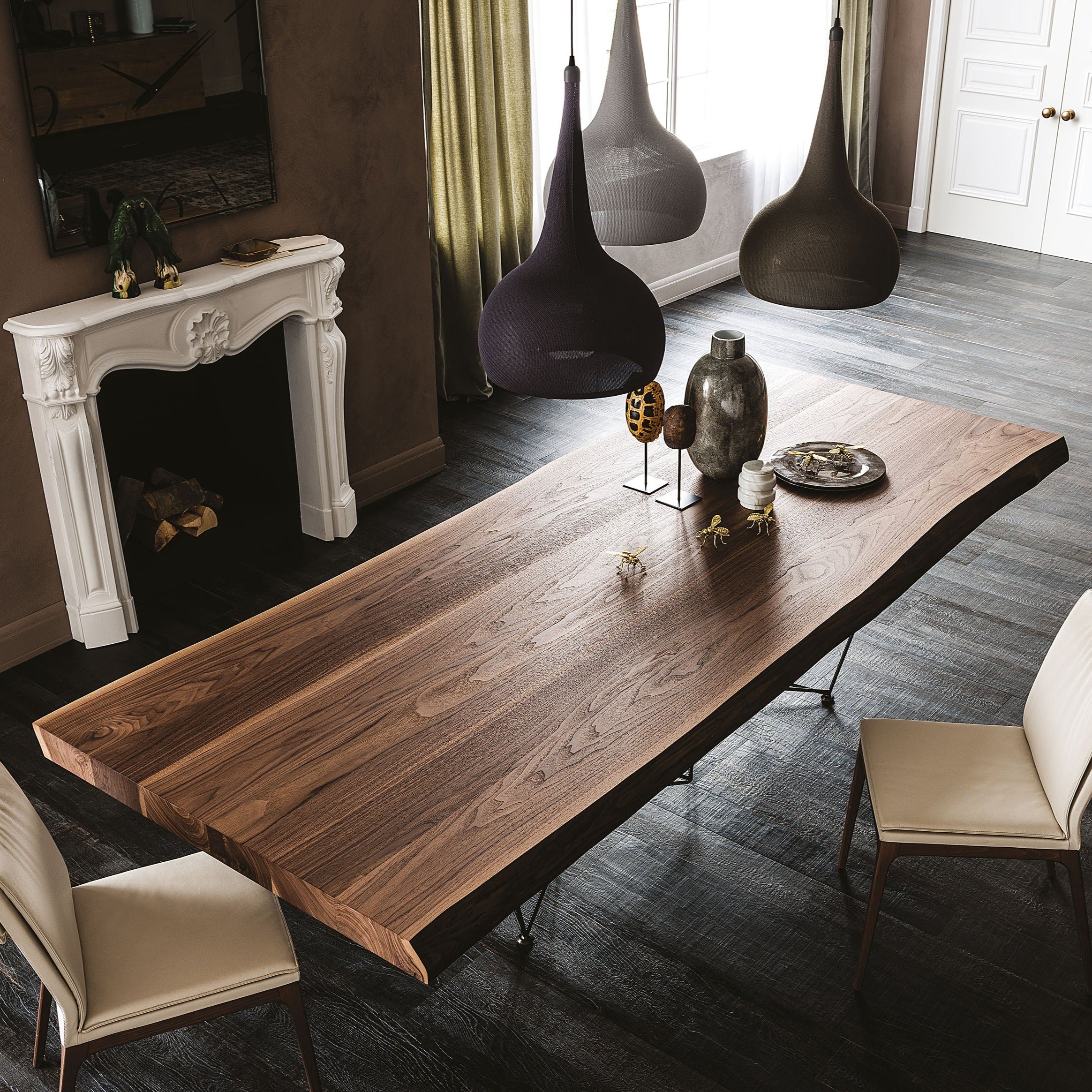 GORDON Deep Wood Table