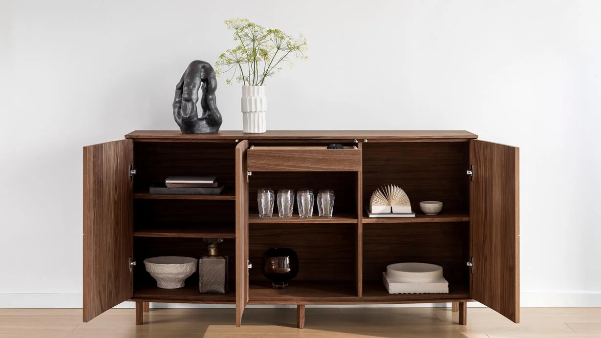 SM 413 Sideboard (3 Doors / 5 Short Shelves / 1 Drawers)