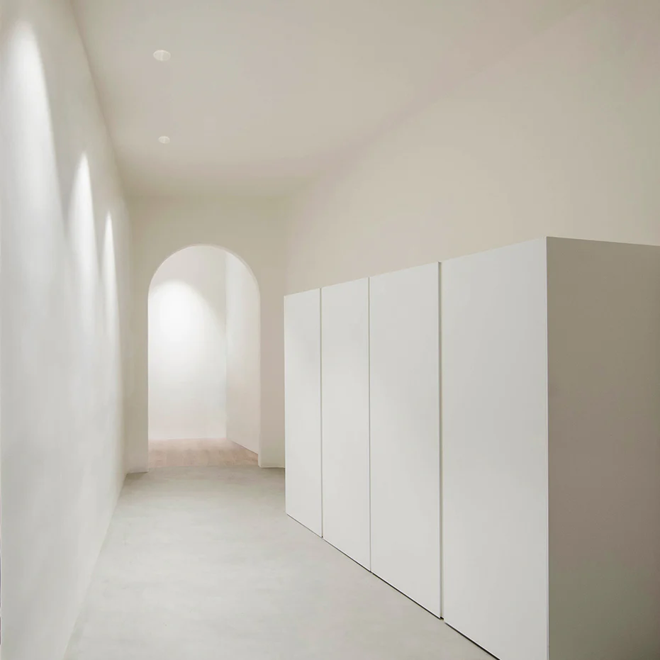 Shot Light M Asymmetric