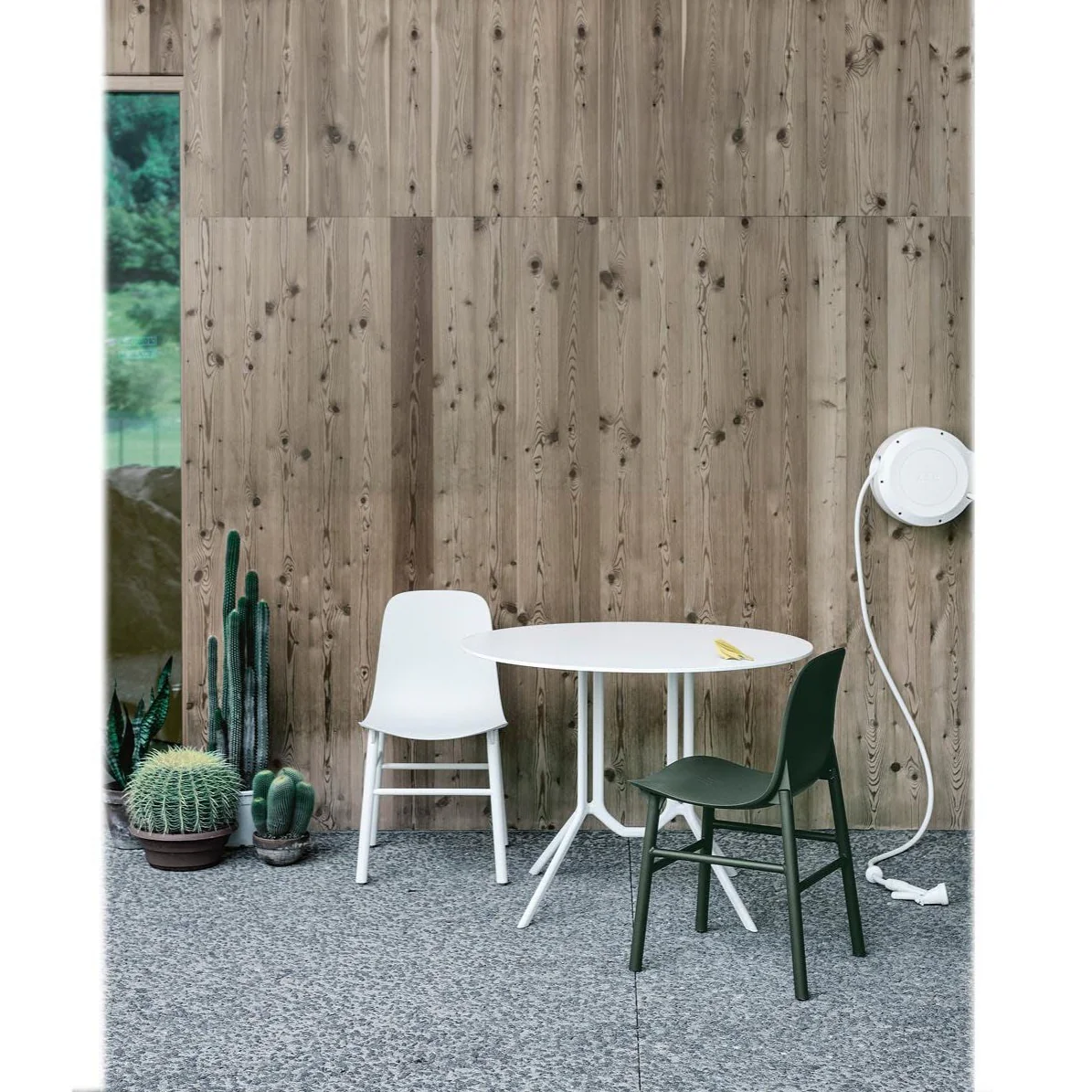 SHARKY ALU Aluminium Base Chair