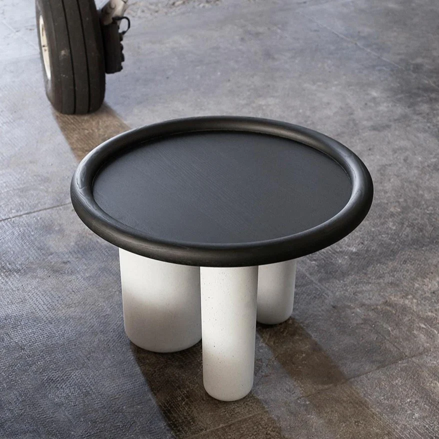 Pluto Table