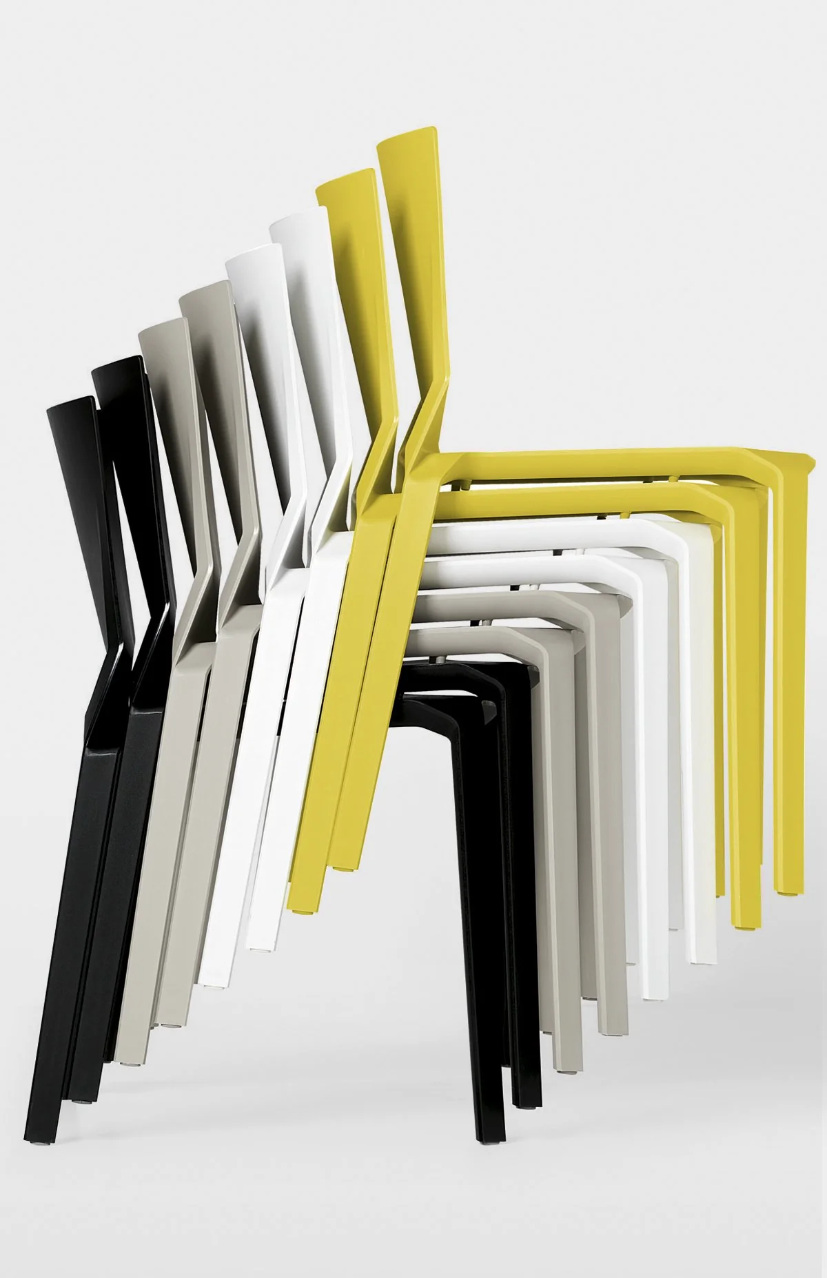 Plana Stackable Chair