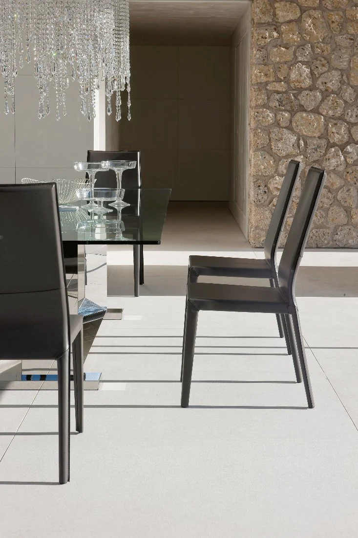 MARGOT Highback Chair