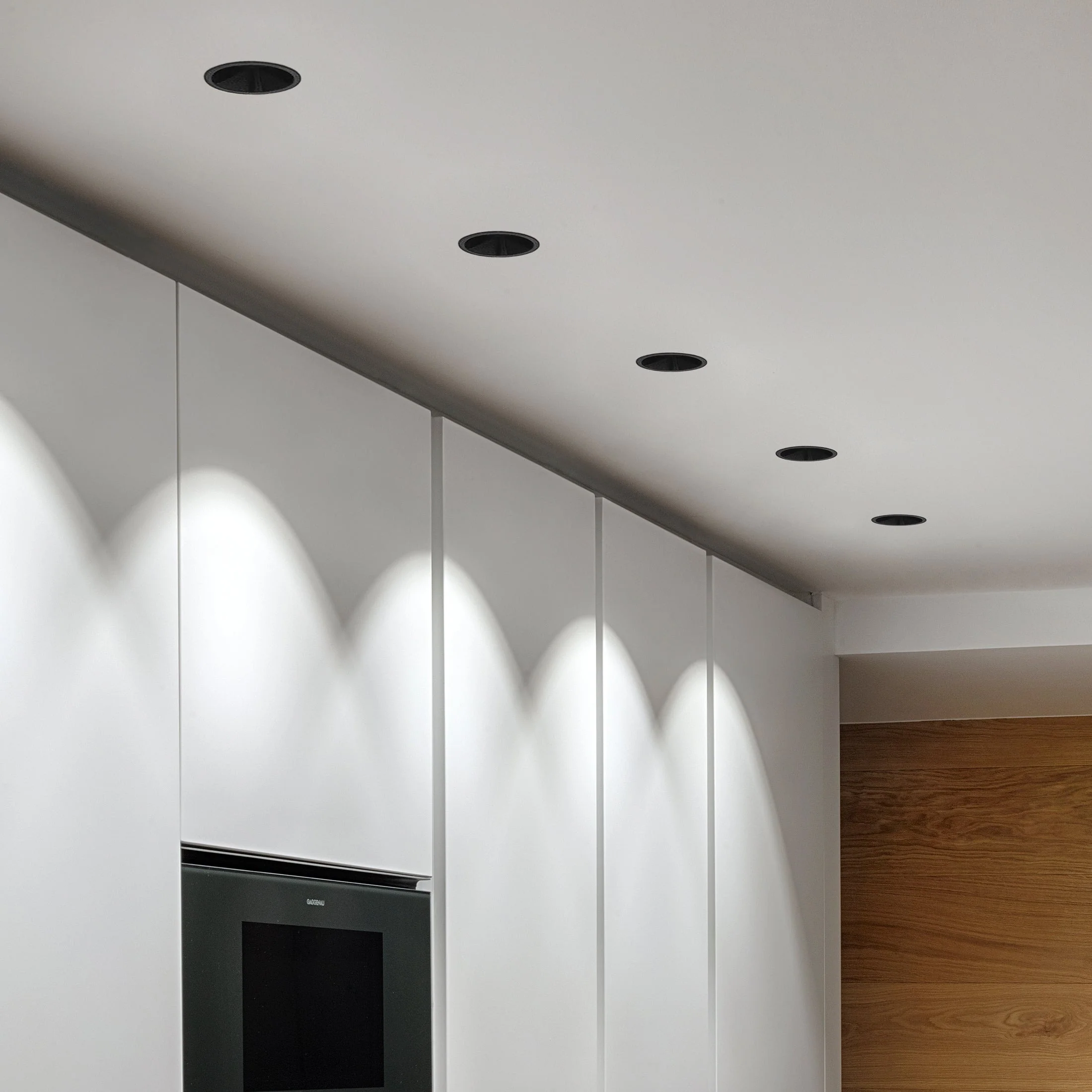 Shot Light M Asymmetric