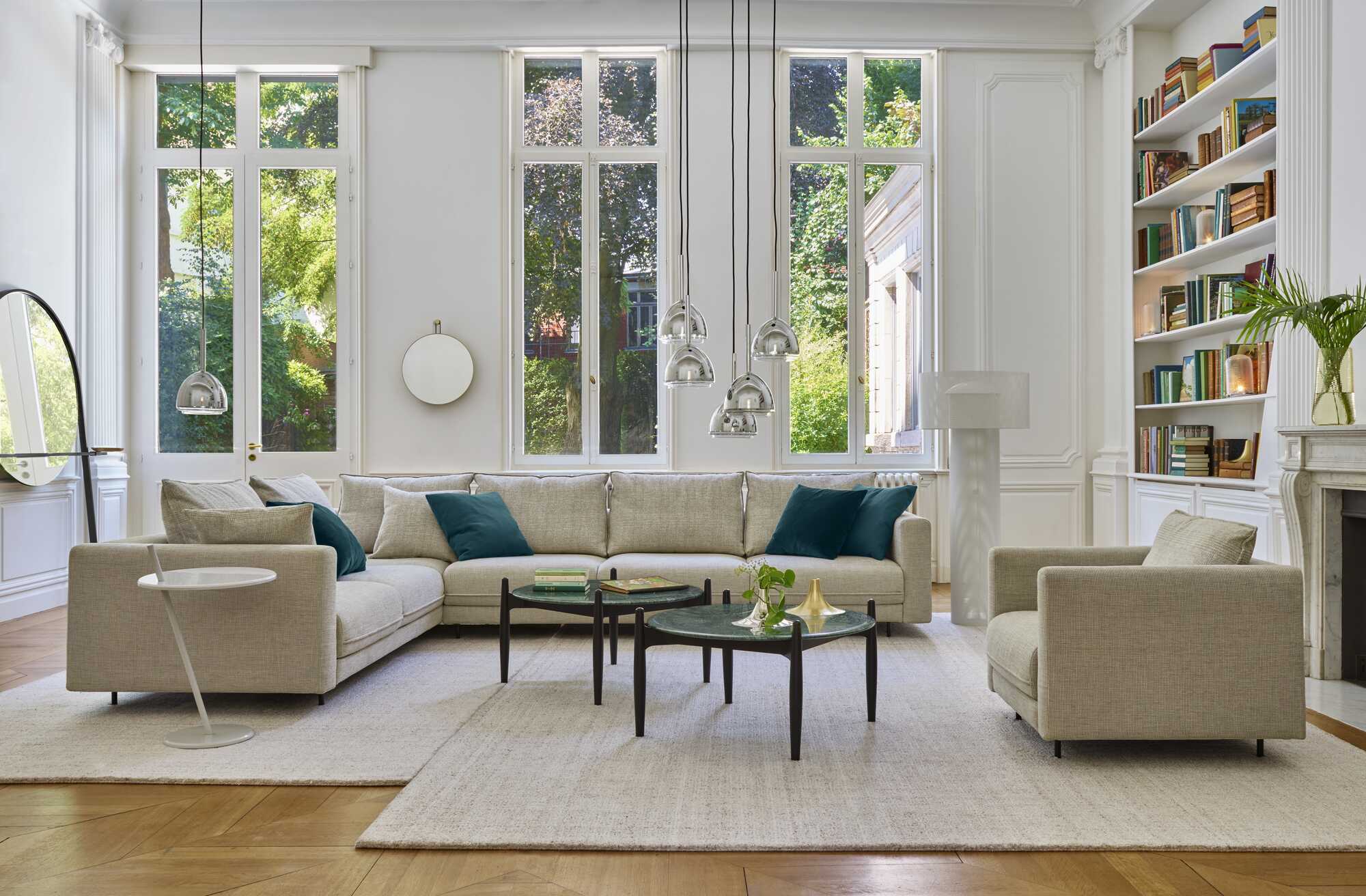 Chrome Bell Suspended Ceiling Light 5 Cables