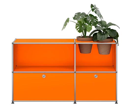 USM Haller sideboard (M57) shelving for plants