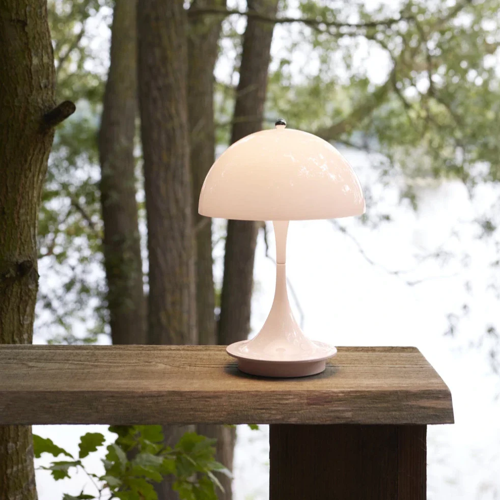 PANTHELLA 160 Portable Table Lamp