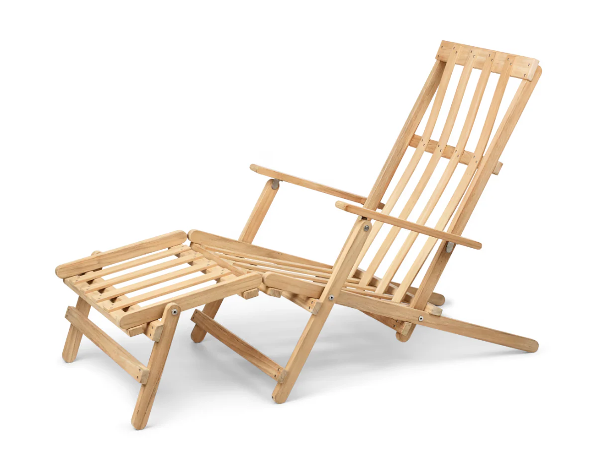 BM5565 Deck Chair With Footrest & Cushion