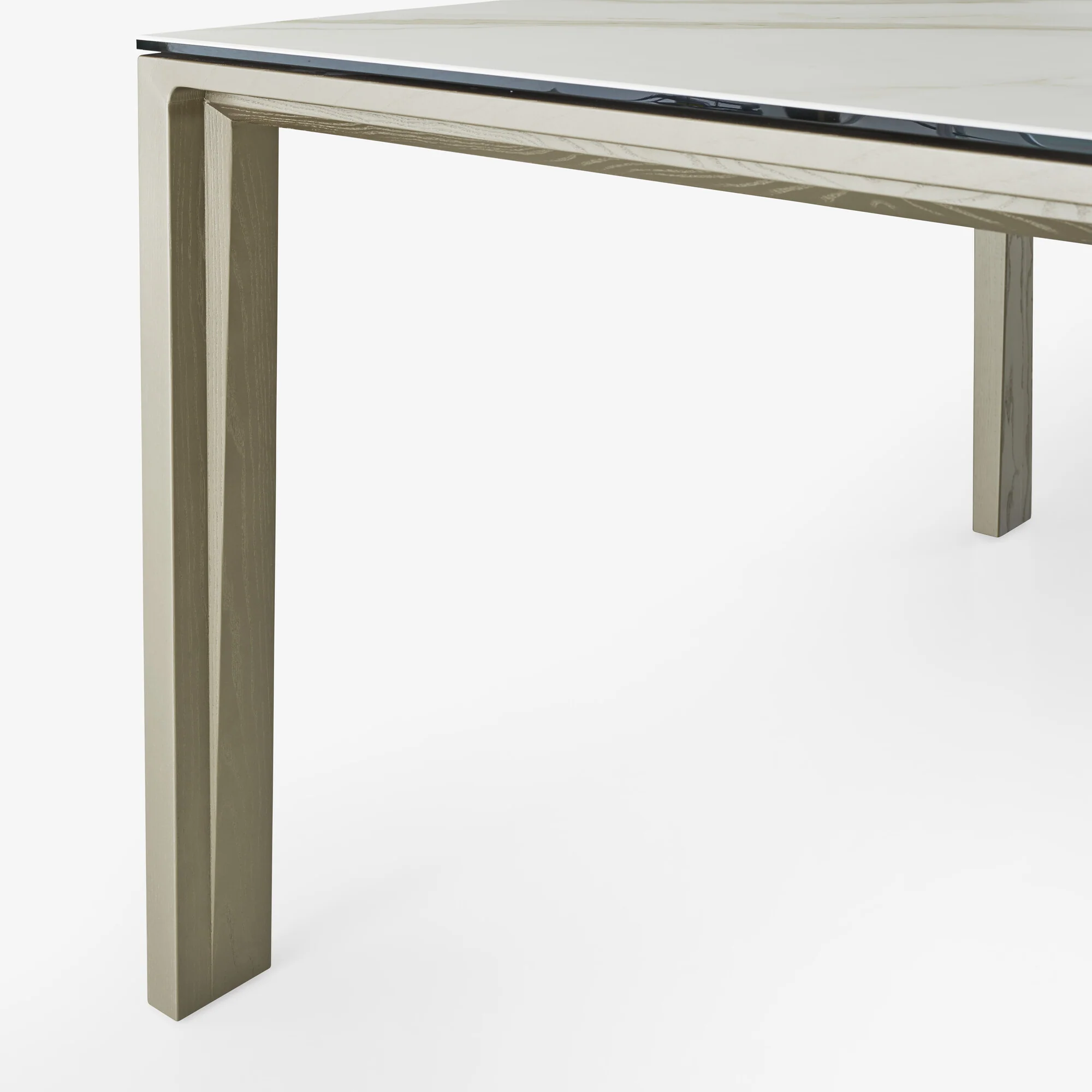 Naïa Dining Table Legs In Bronze-Stained Oak