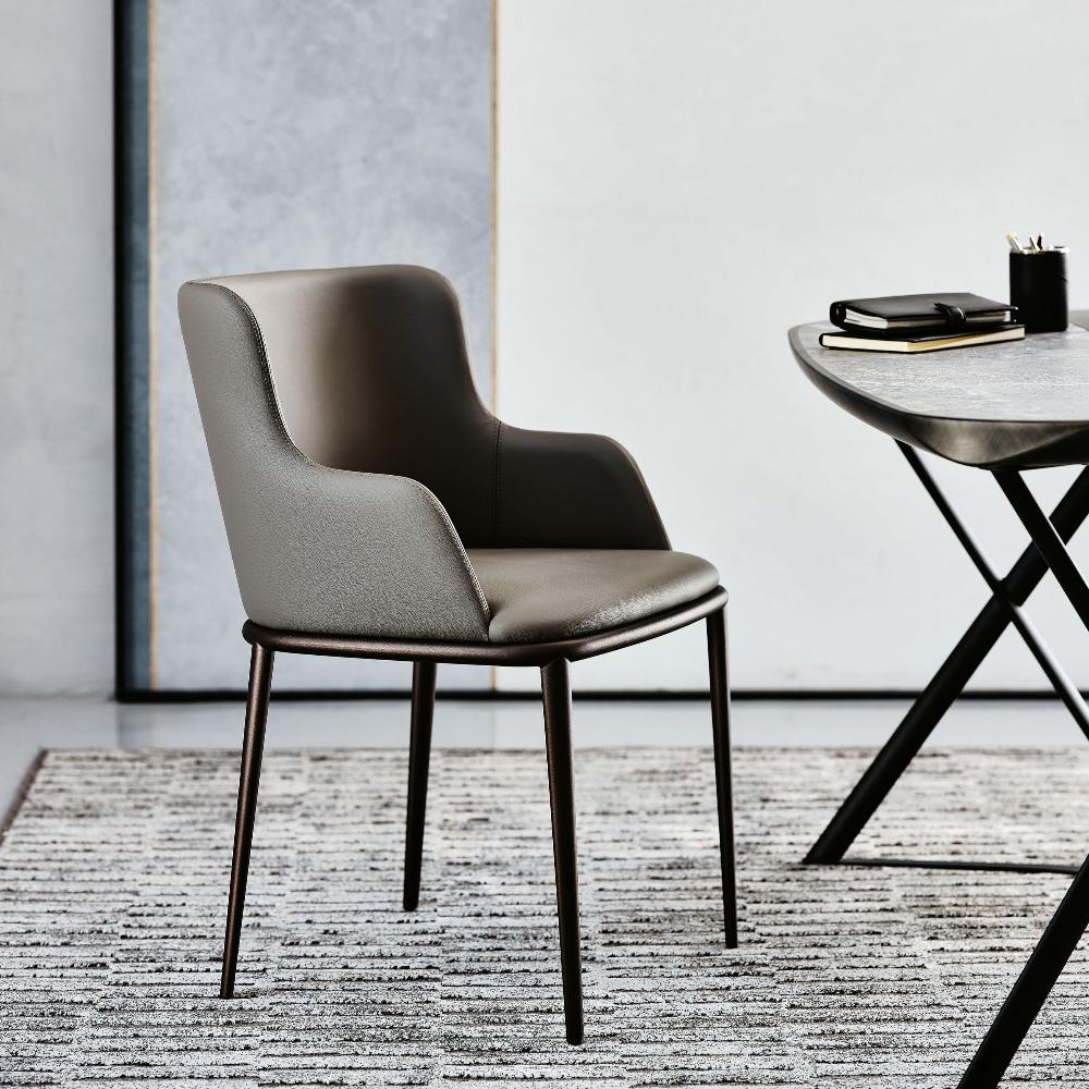 MAGDA ML Armchair