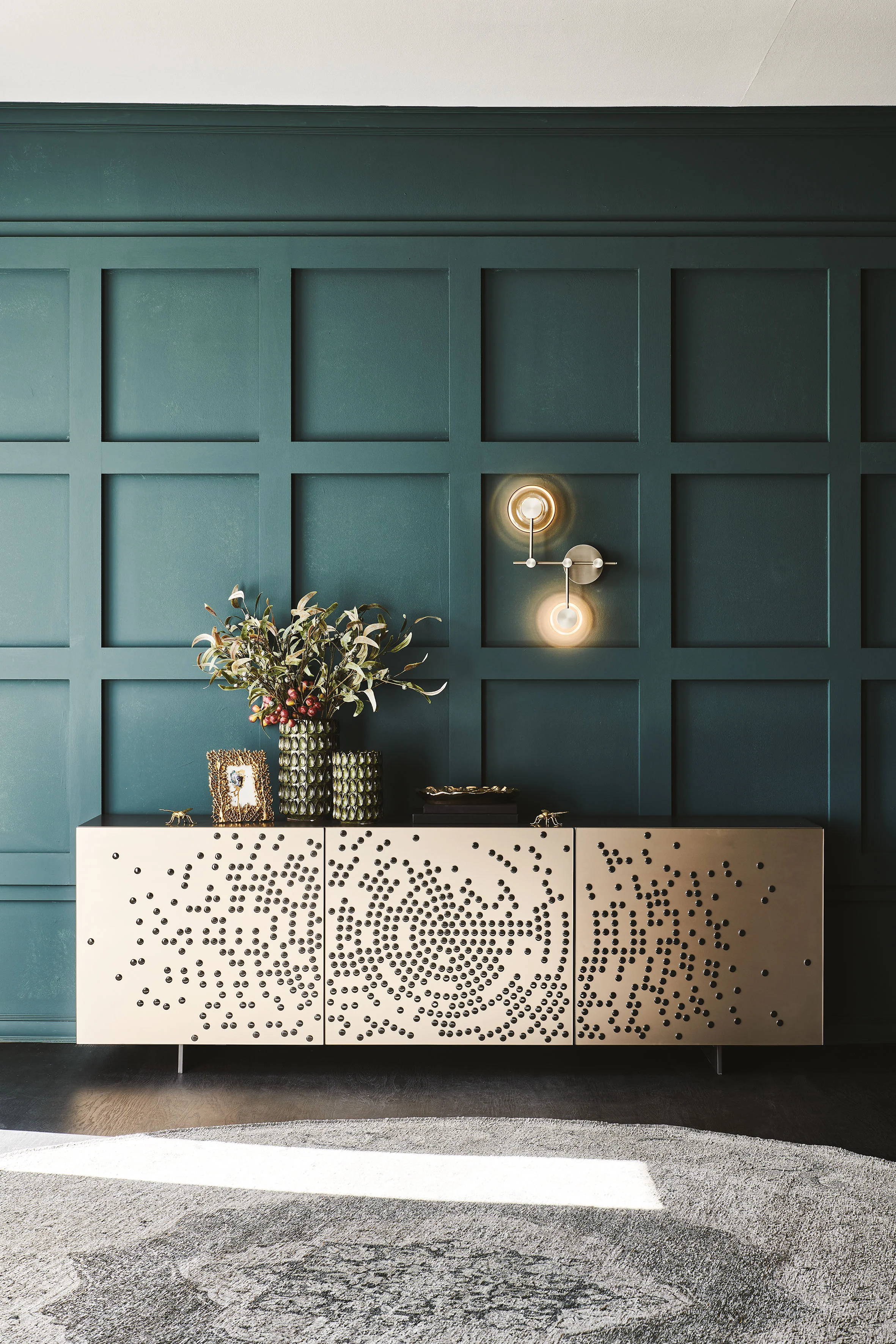 VOYAGER Sideboard