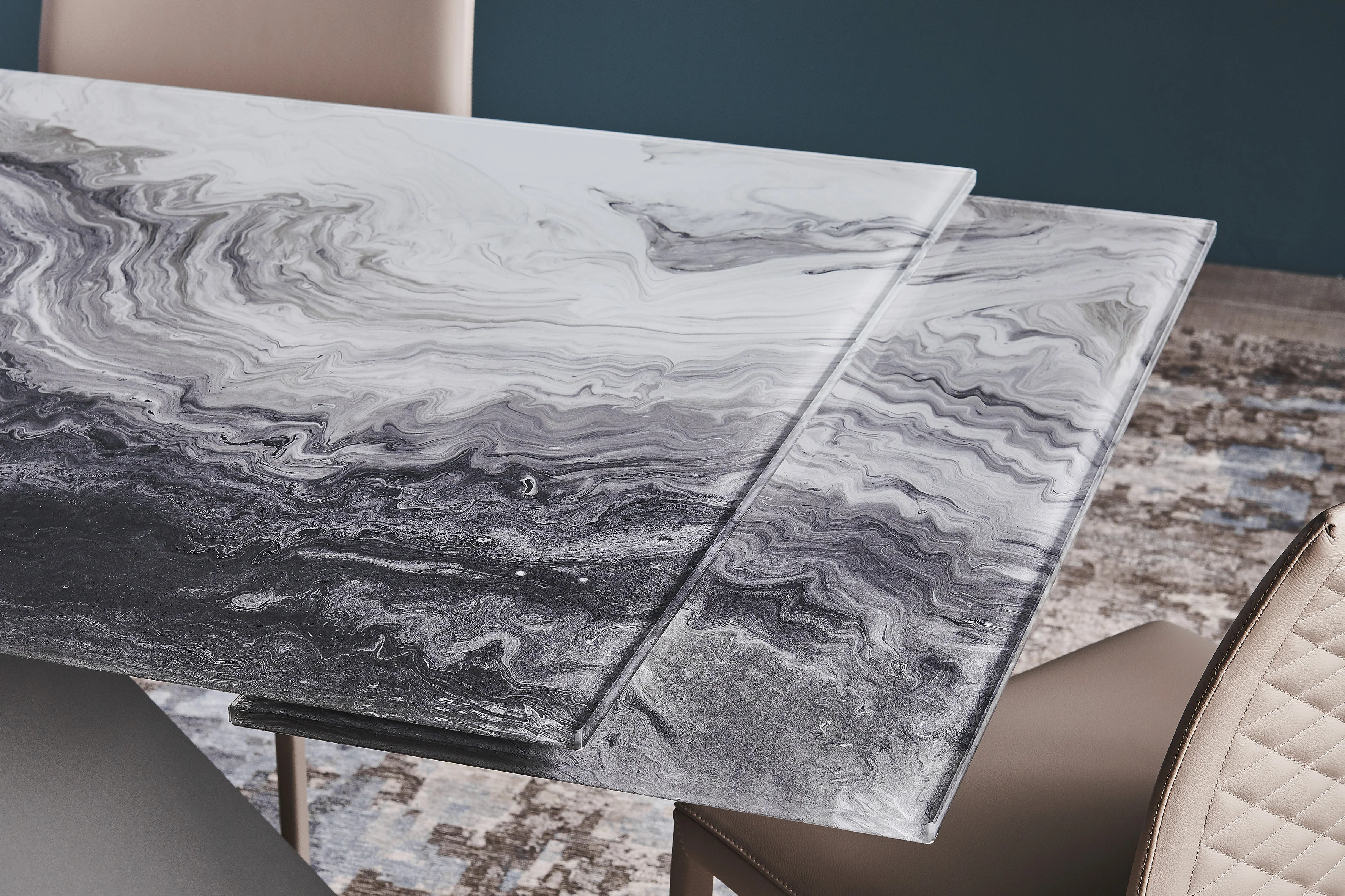 ELIOT Crystalart Drive Table