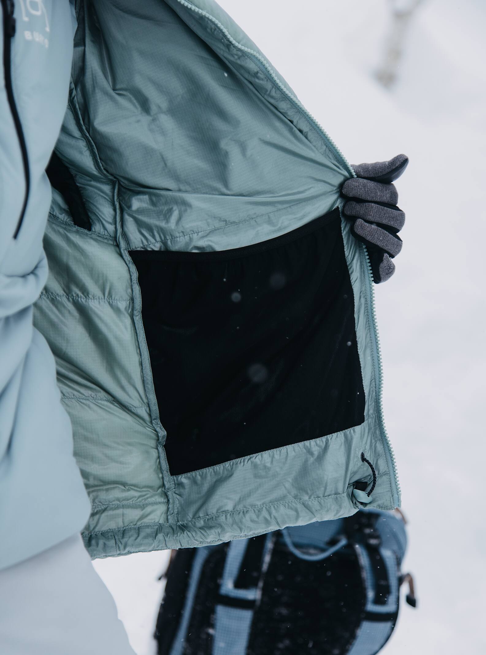 Men's Burton [ak] Expedition Down Jacket