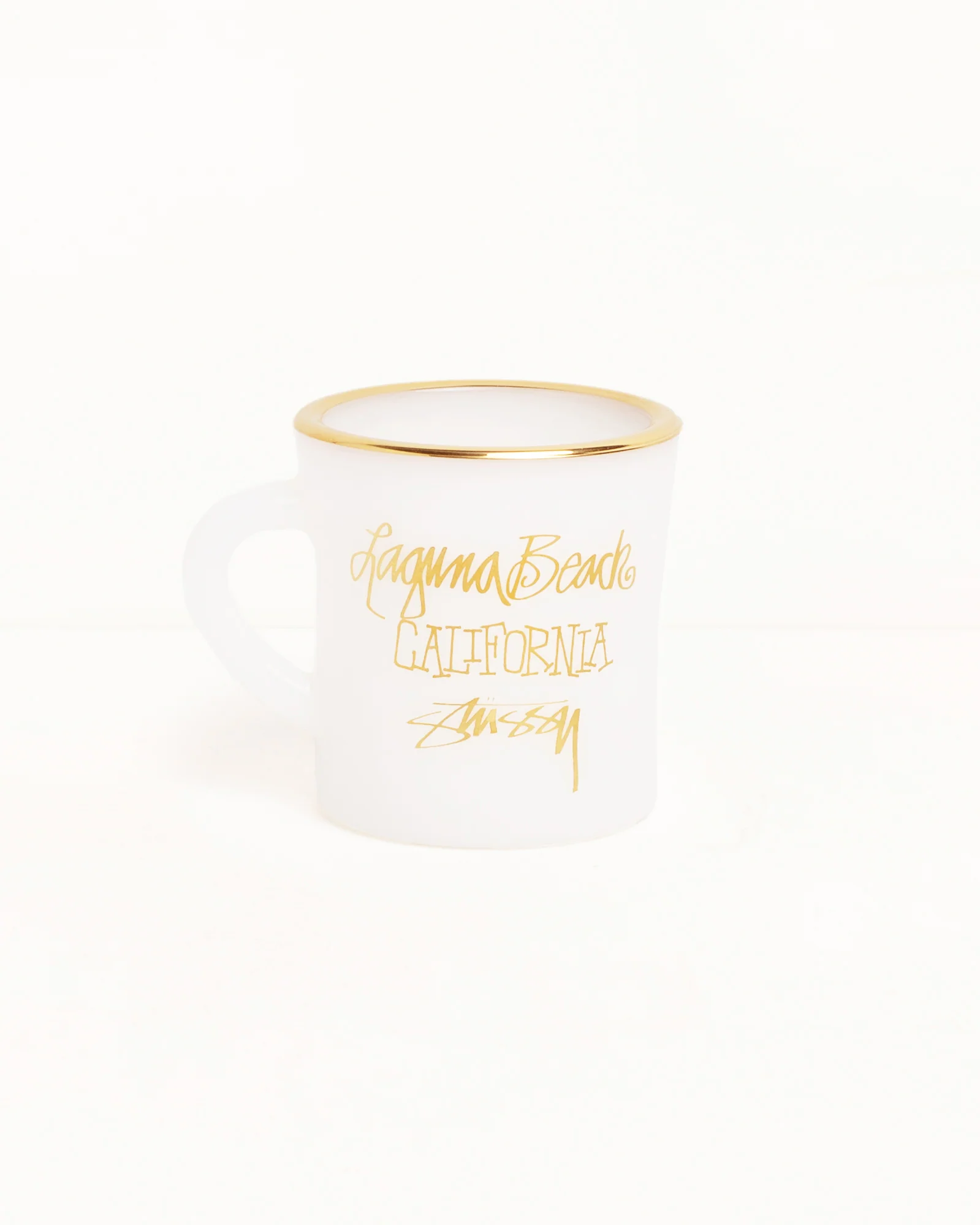 LAGUNA MILK GLASS MUG