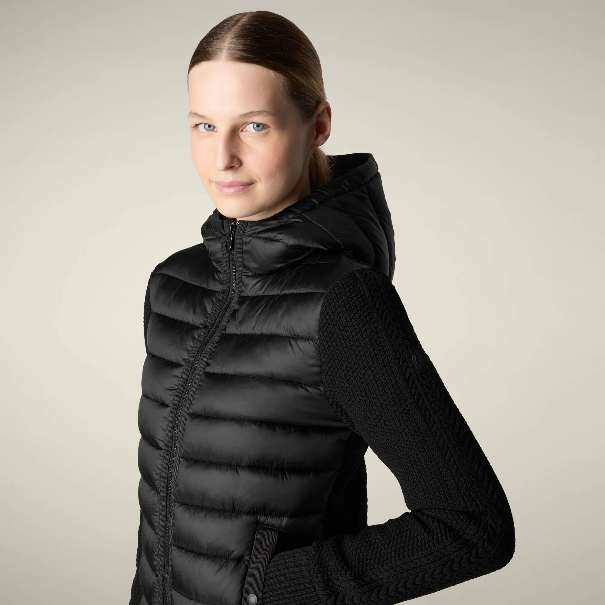 Women's Hooded Jacket Ozma in Black