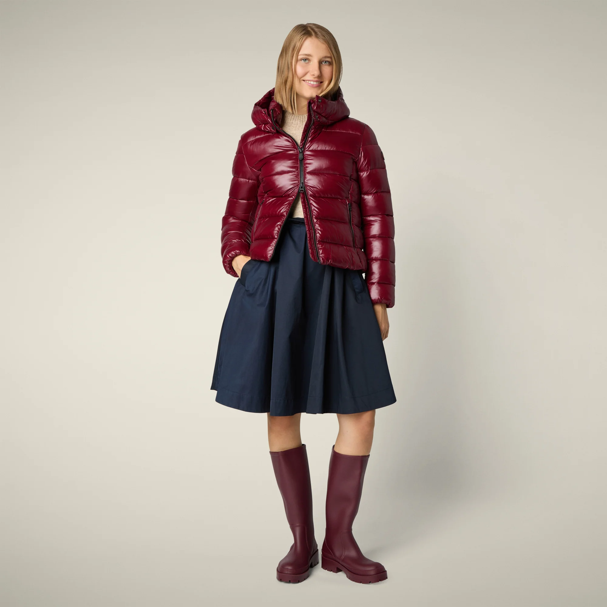Women's Animal free puffer Jacket Cosmary in Wine Red