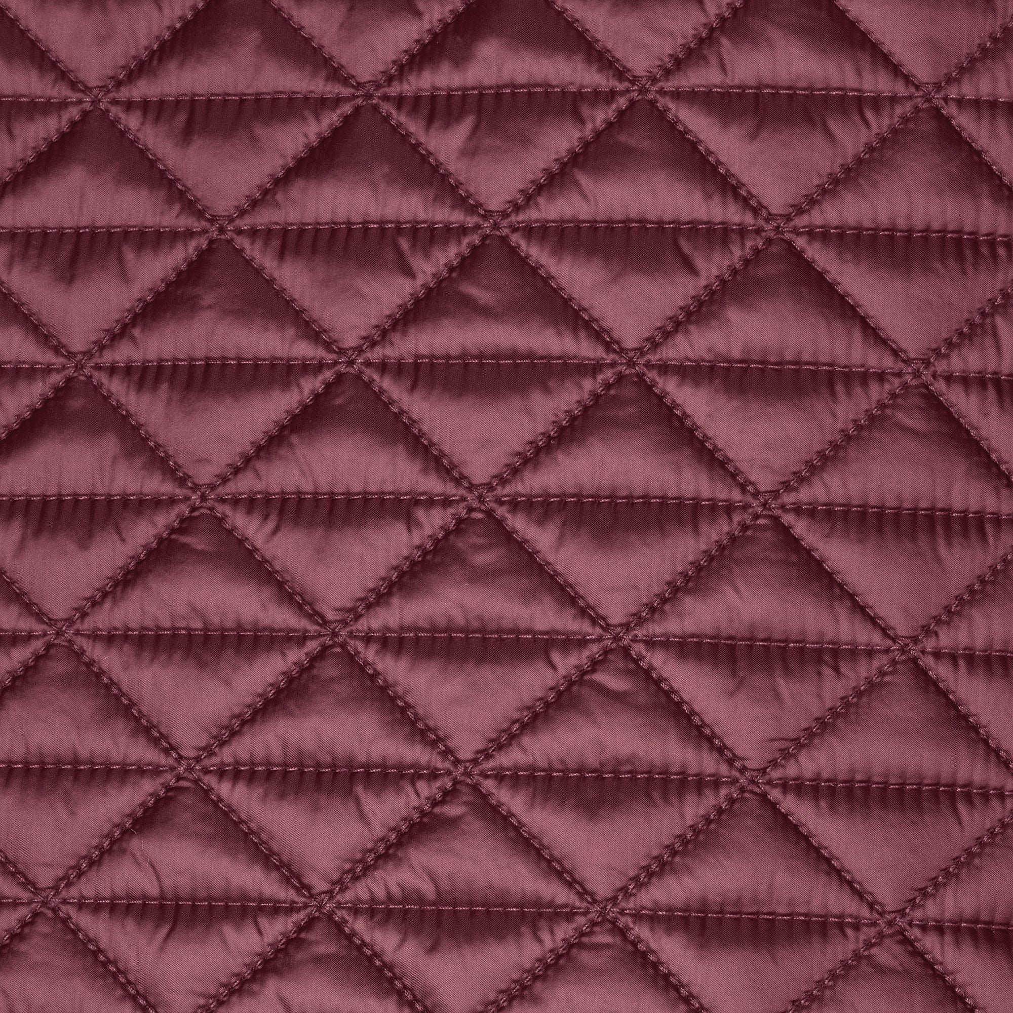 Women's Hooded Cape Effi in Wine Red