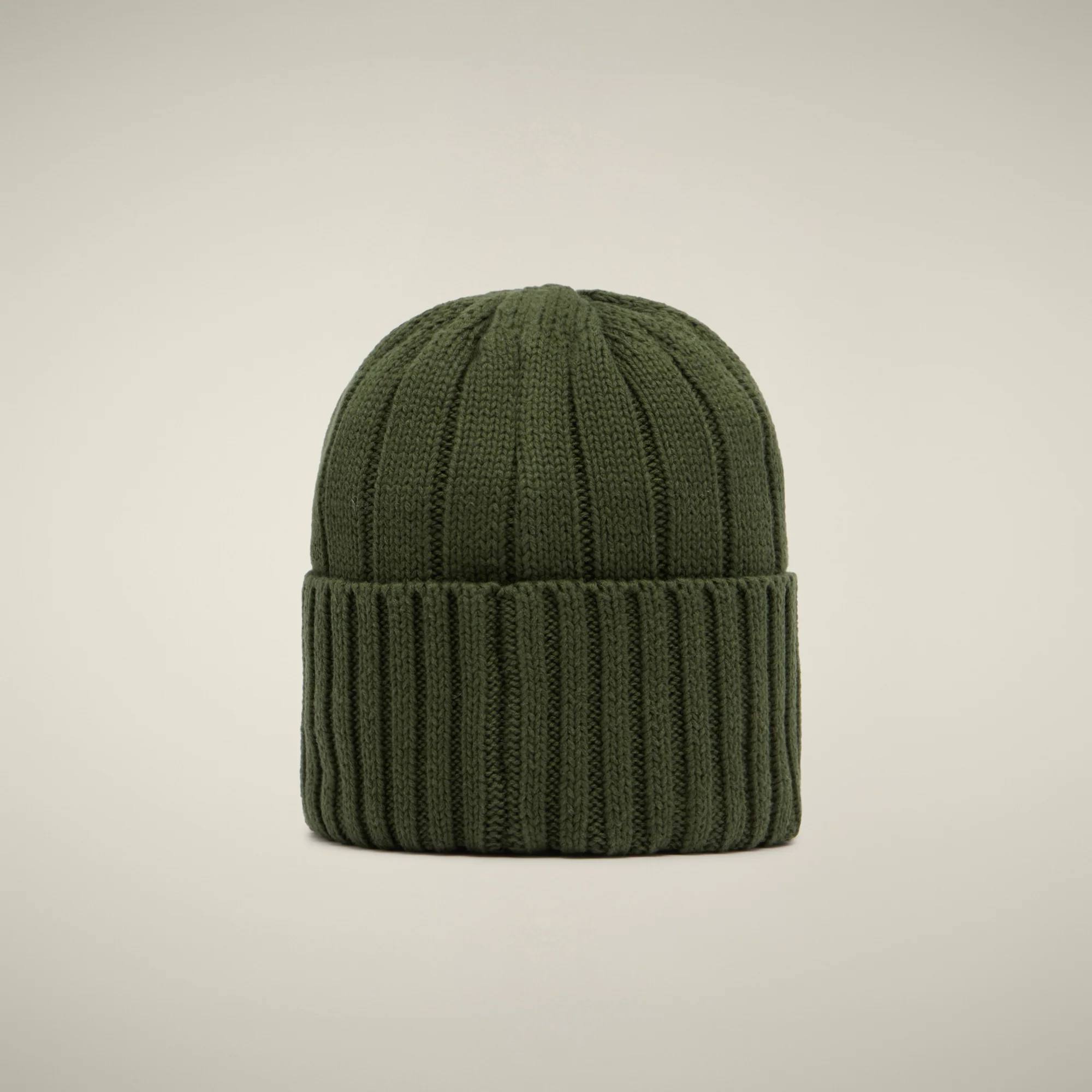 Unisex ribbed beanie Doyle in Pine Green