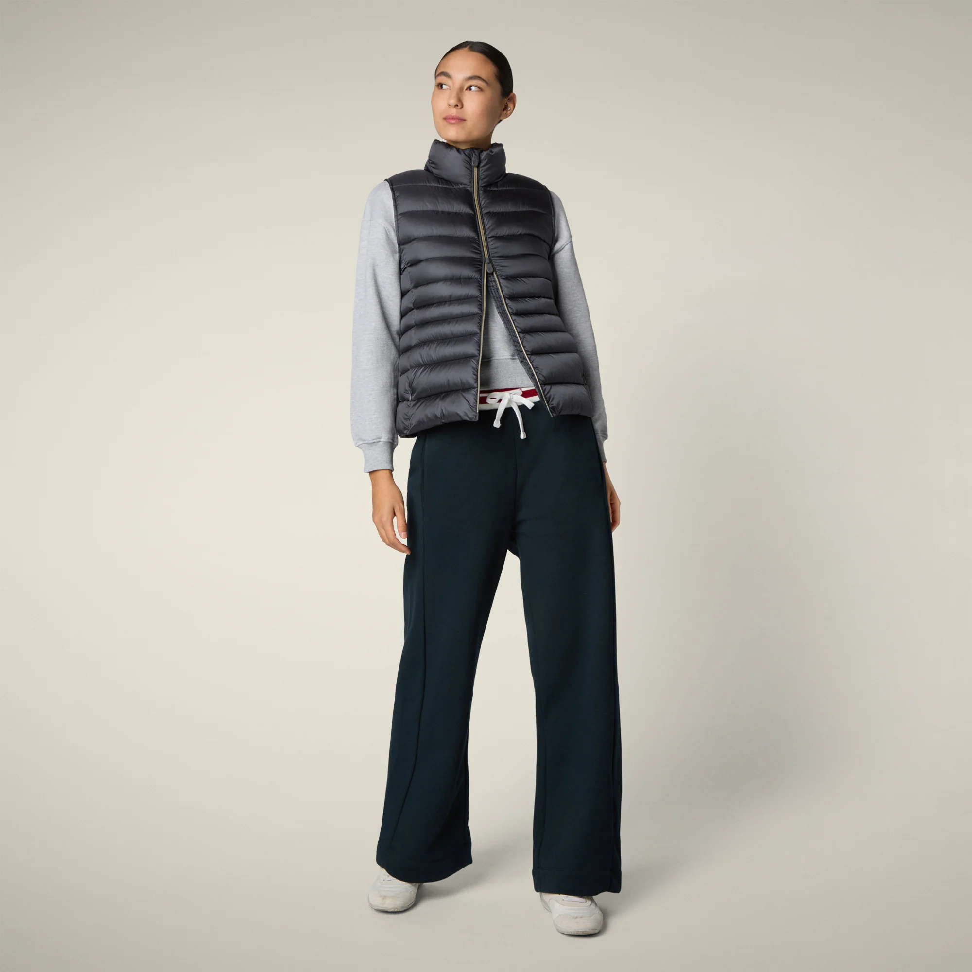 Women's Animal free puffer Vest Lynn in ebony grey