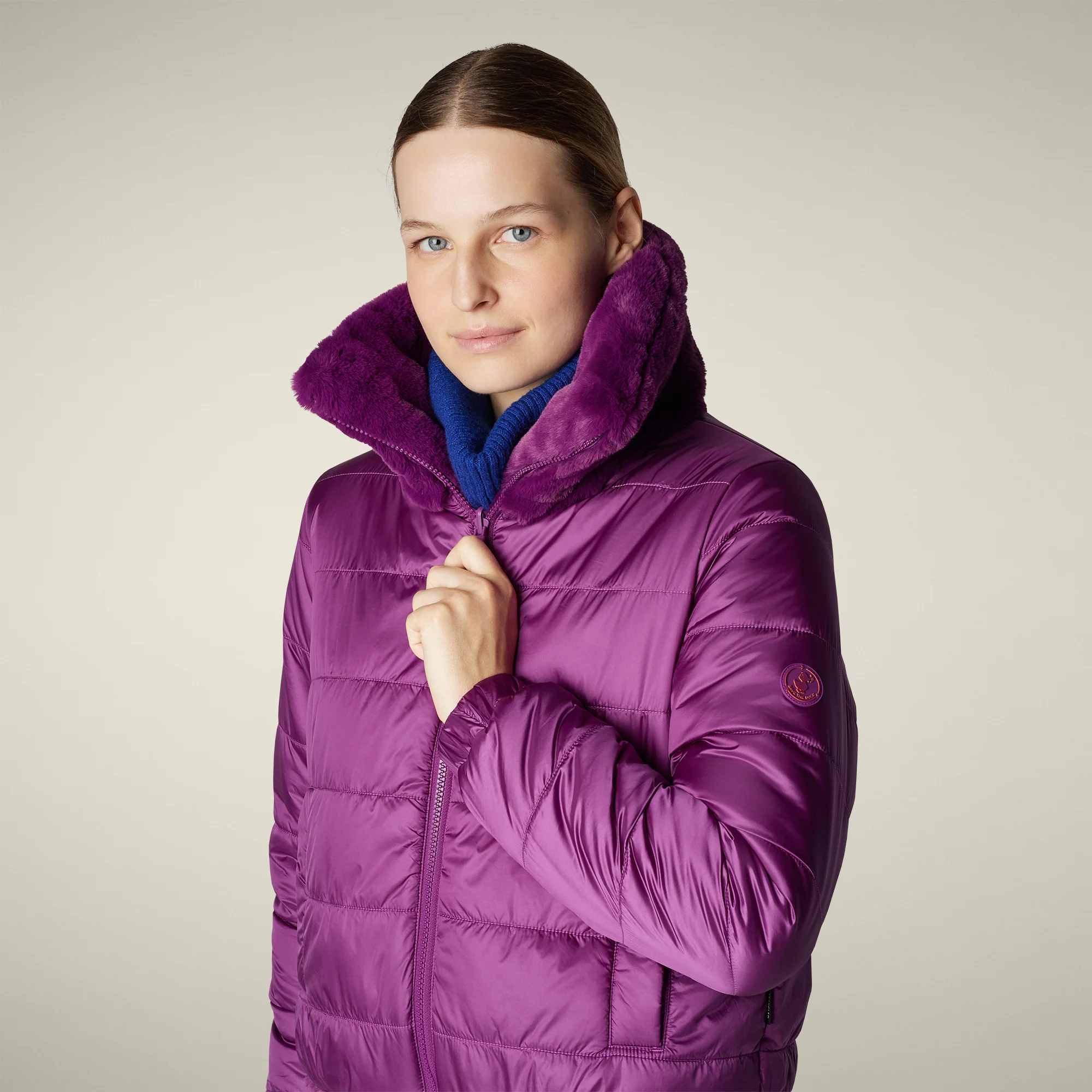 Women's Reversible Faux Fur Jacket Jeon in cyclamen violet