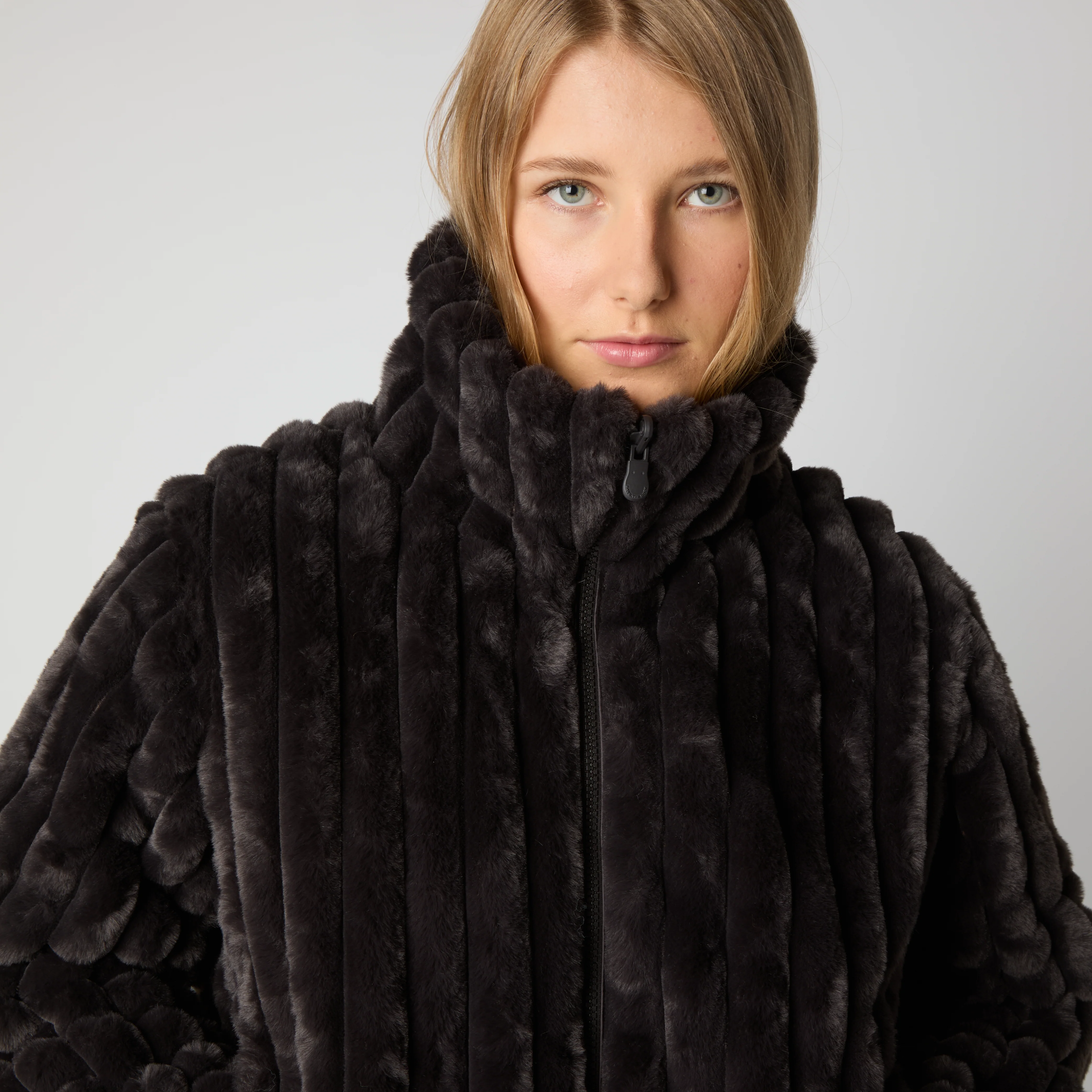 Women's Reversible Faux Fur Jacket elina in brown black
