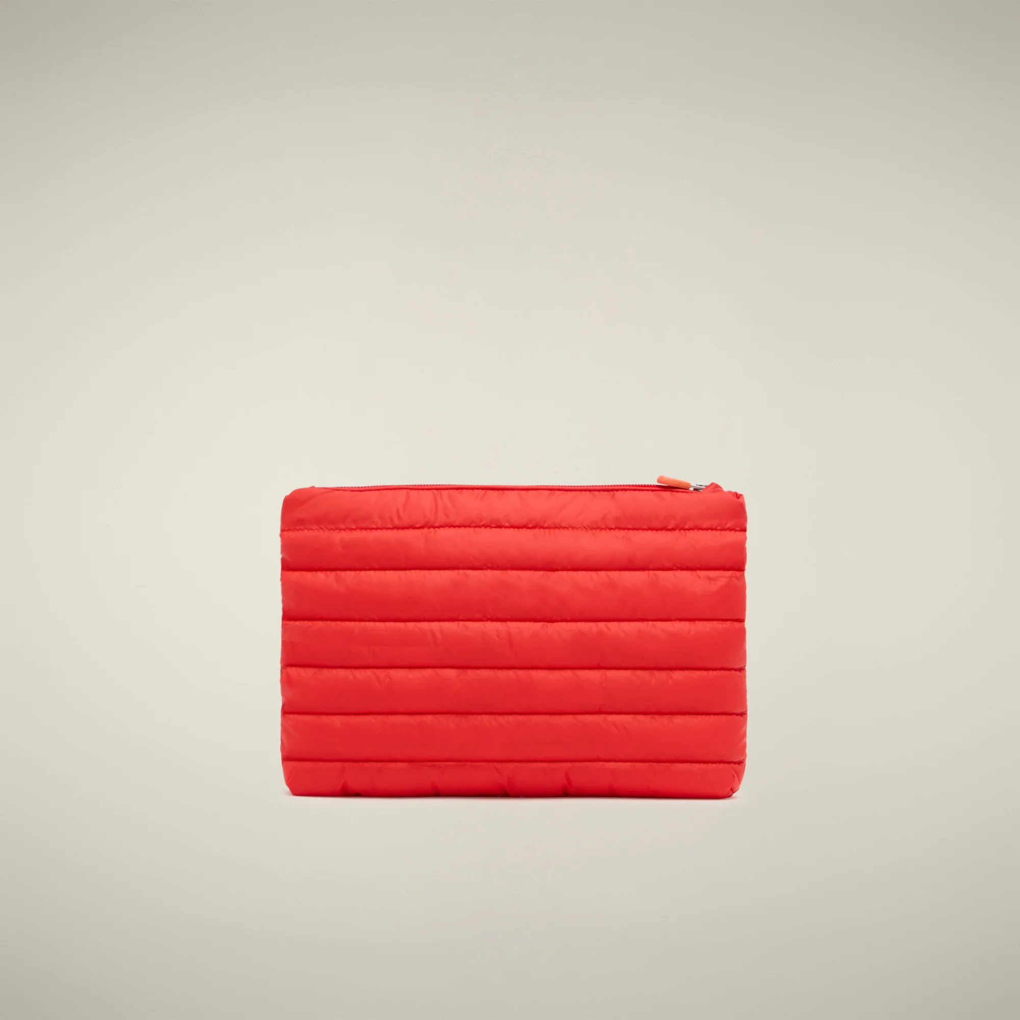 Unisex quilted pouch shaula in fiery red