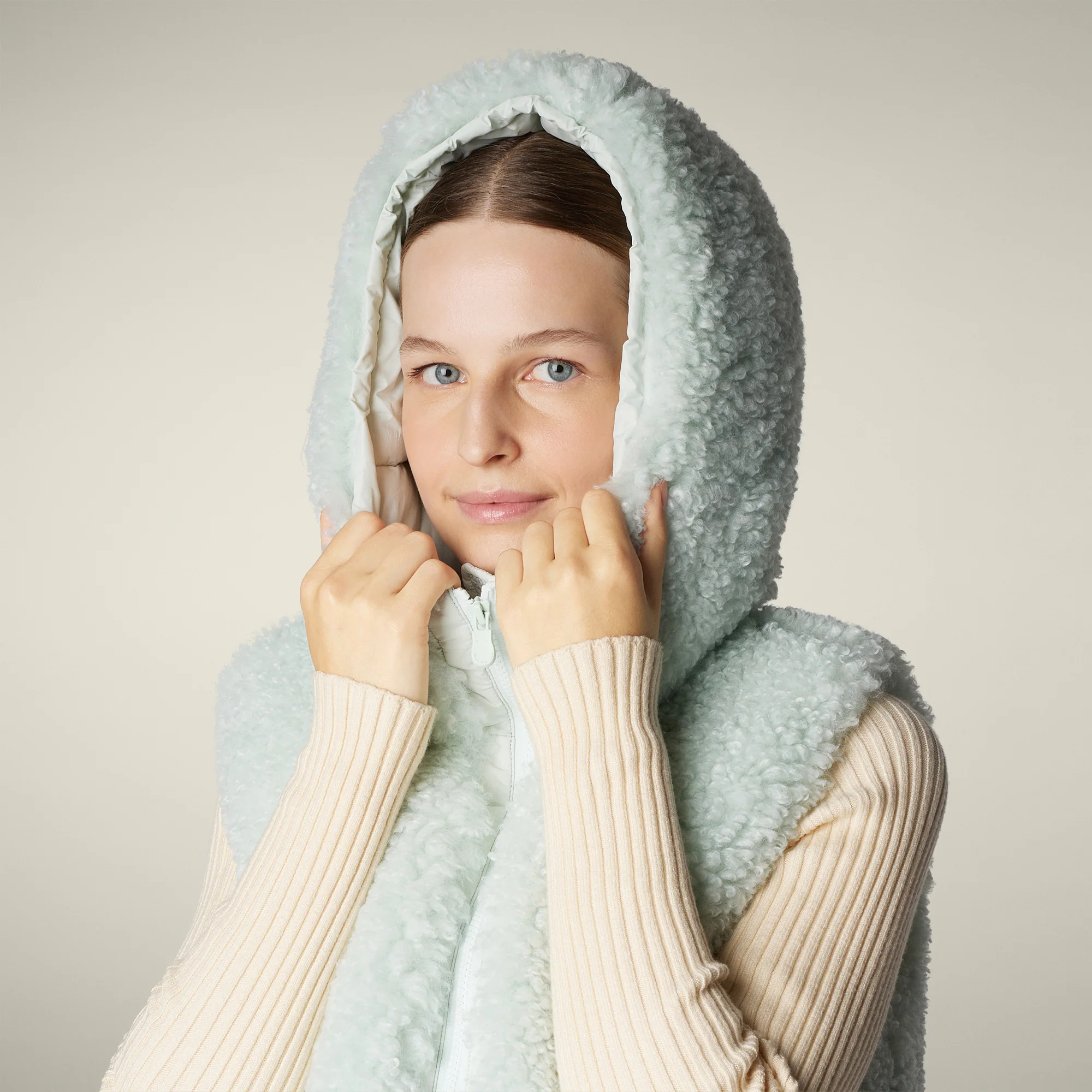 Women's faux fur Vest Ayla in Glacier Blue