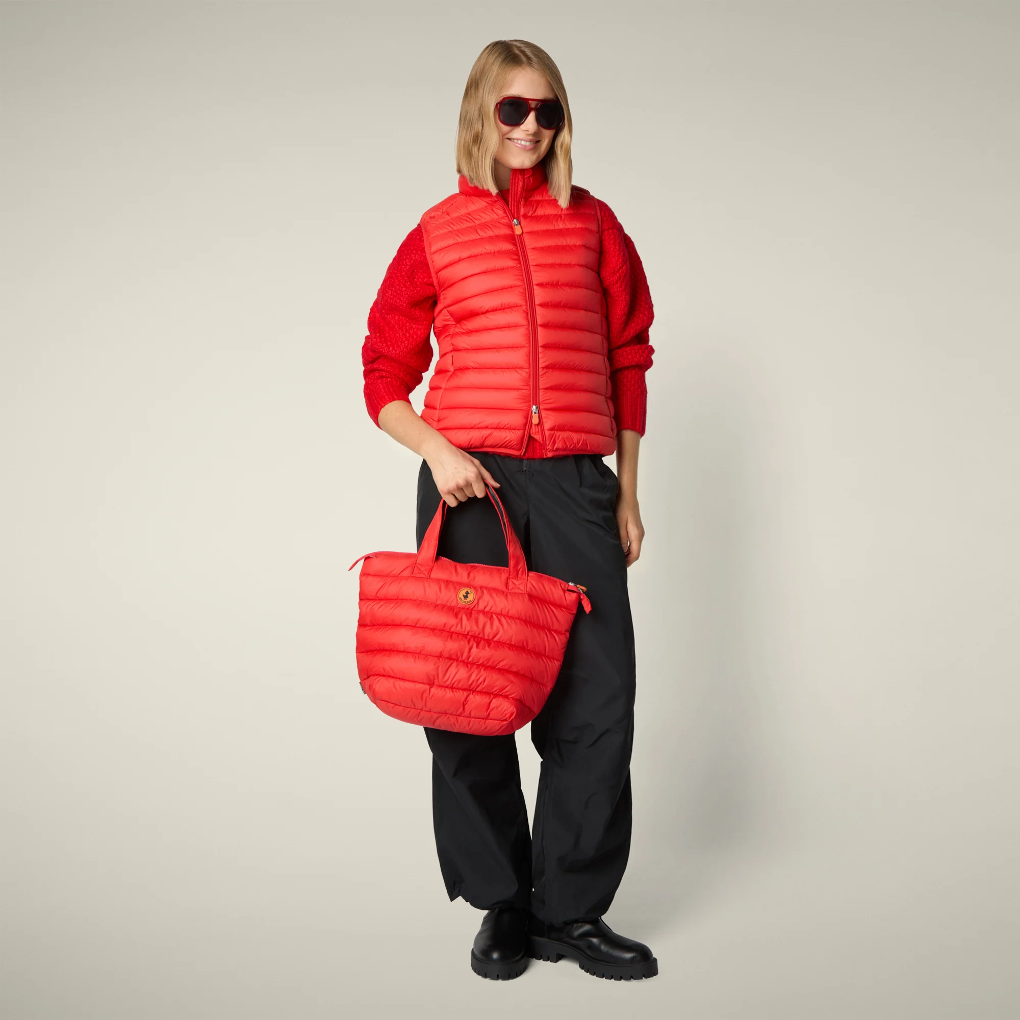 Women's Animal free puffer Vest Charlotte in Fiery Red